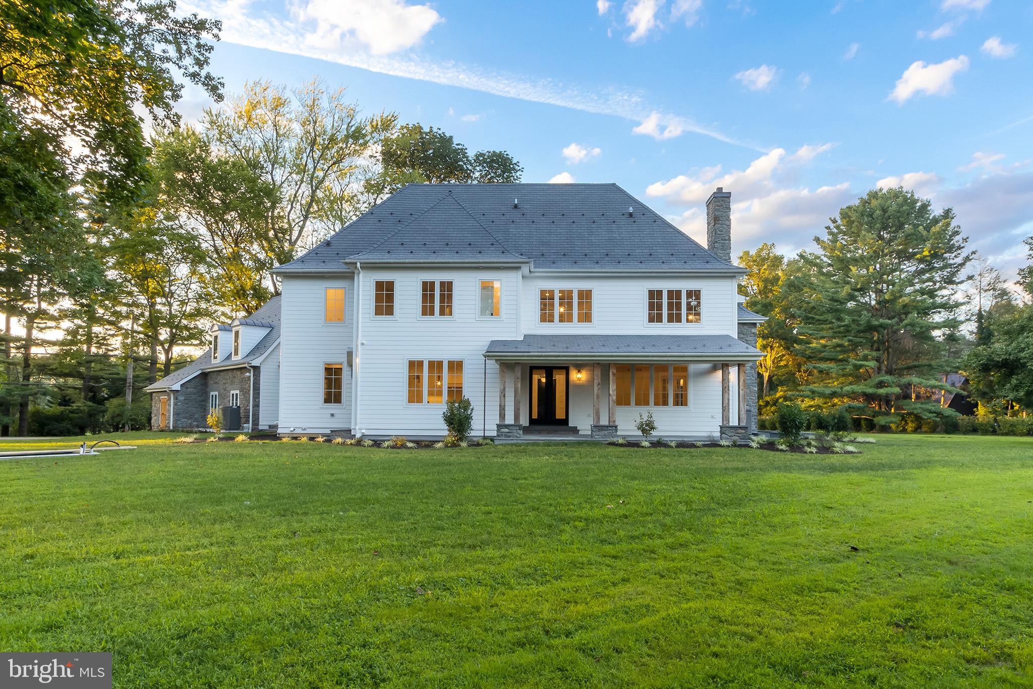 GLADWYNE - Residential