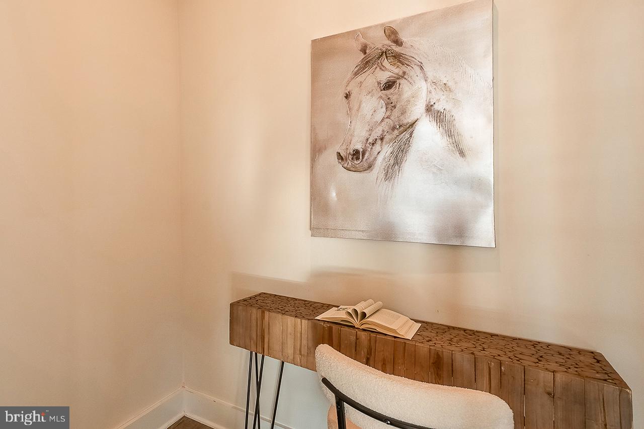 POLAND HILL - Residential