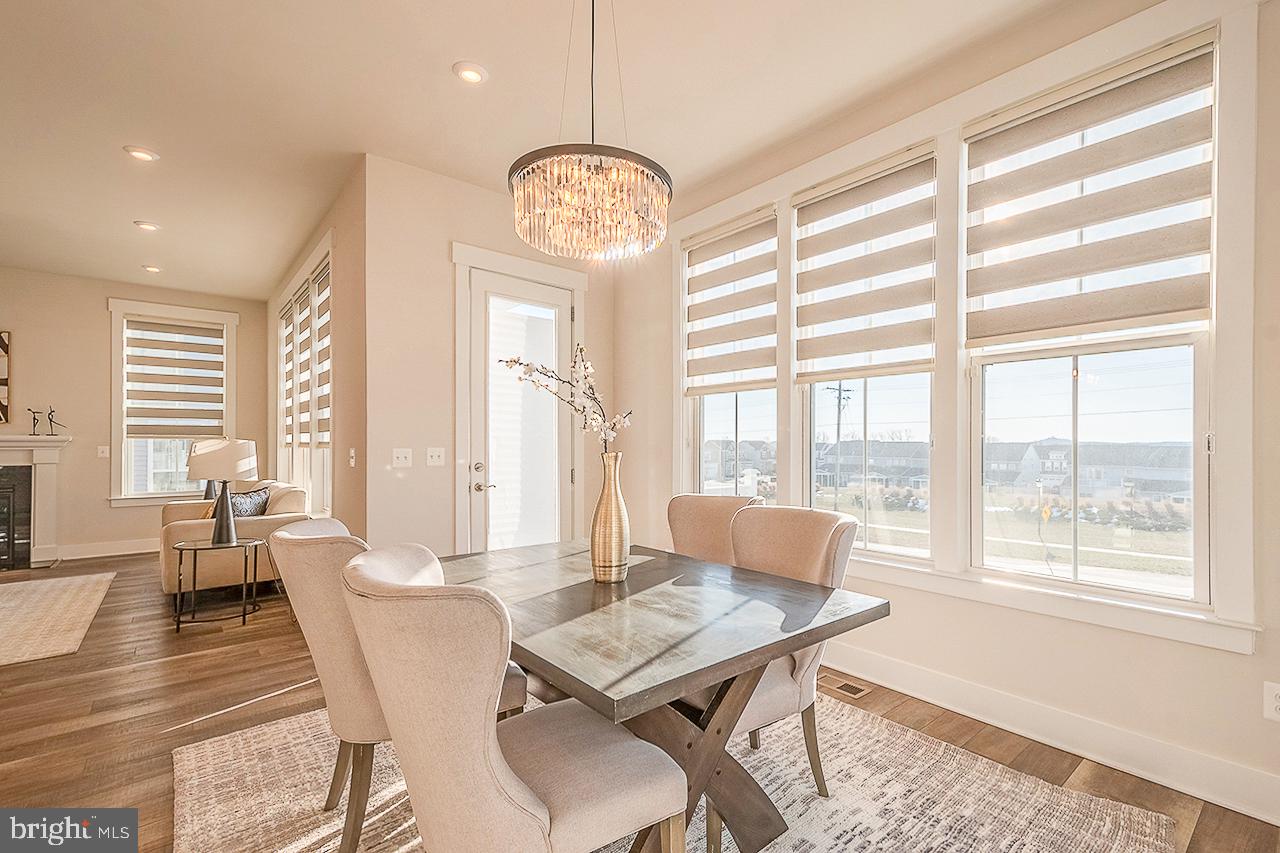 POLAND HILL - Residential