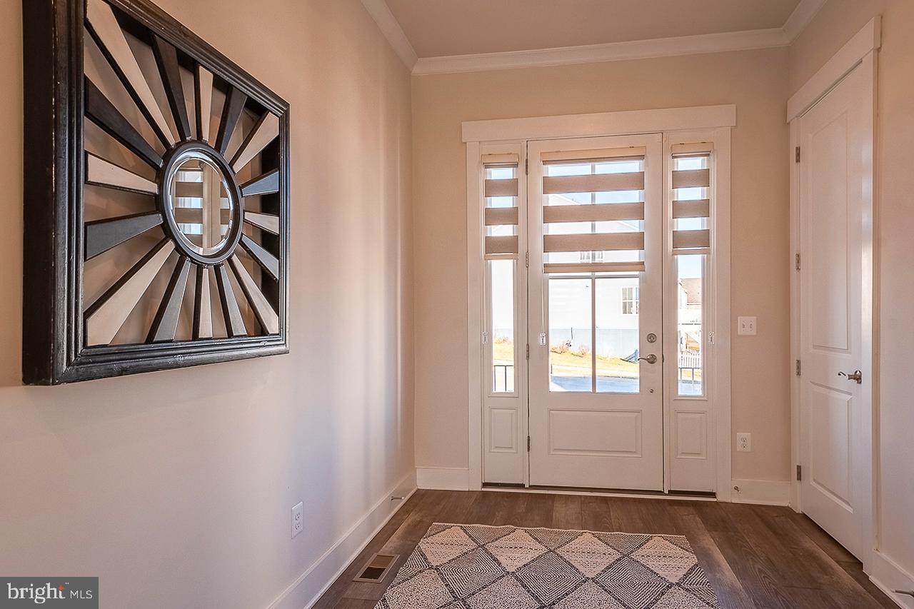 POLAND HILL - Residential