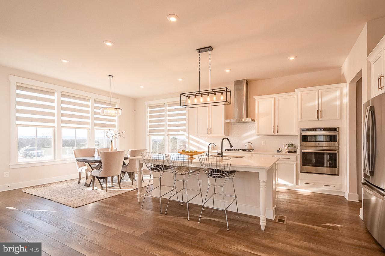 POLAND HILL - Residential