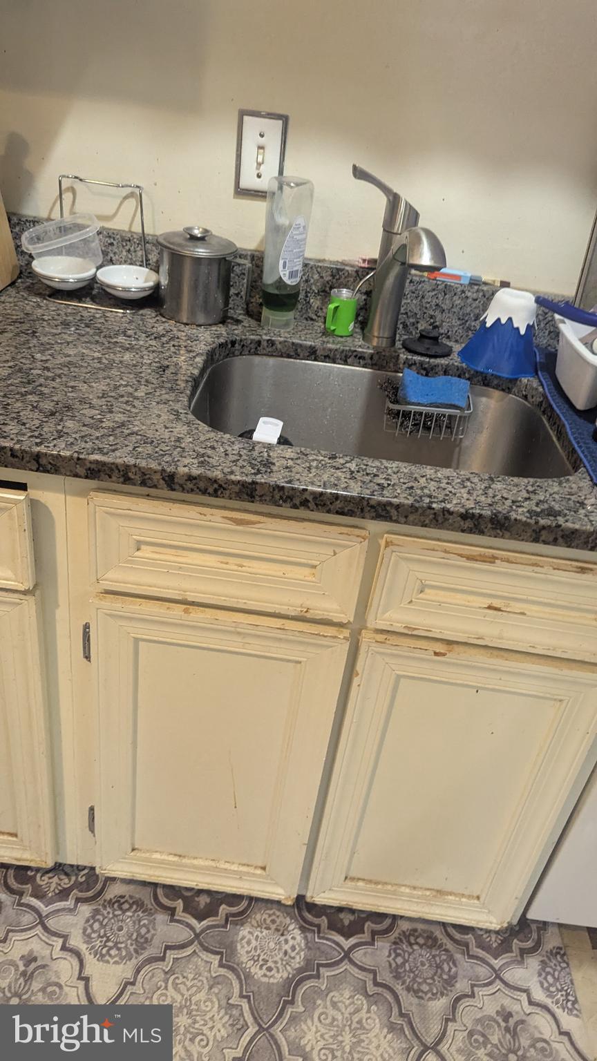 CROFTON TOWNE - Residential