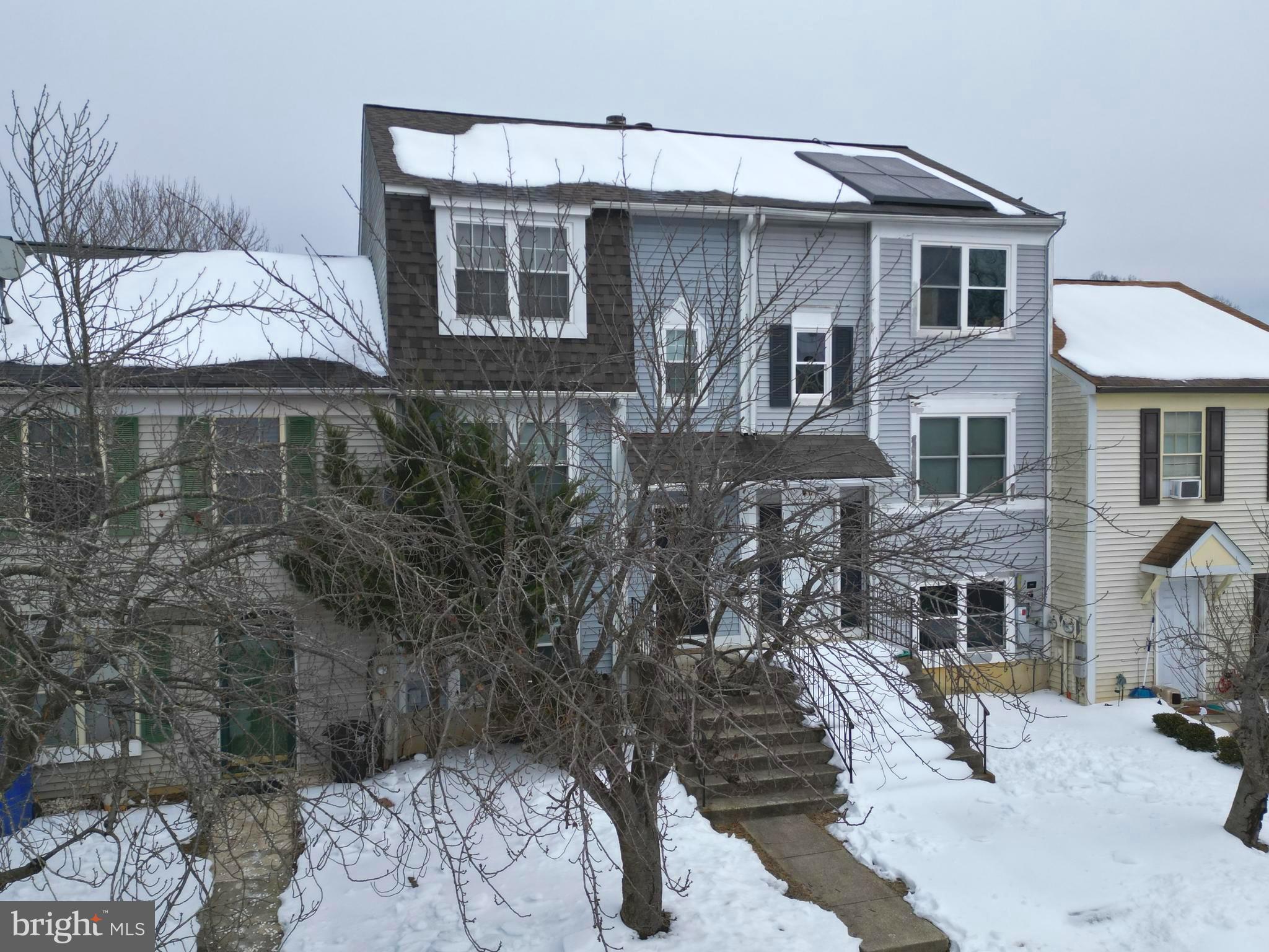 RIVERSIDE RUN - Residential