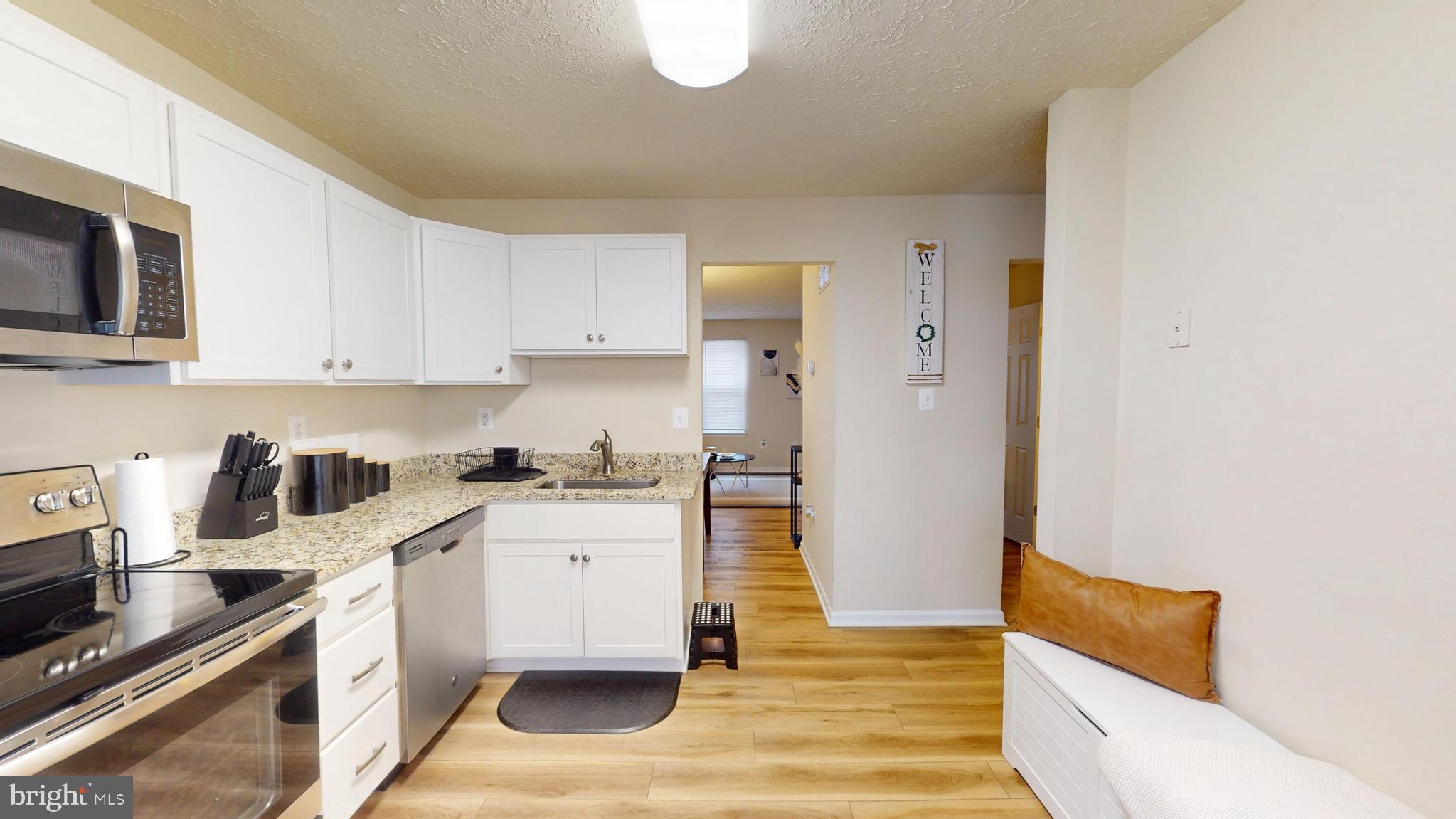 RIVERSIDE RUN - Residential