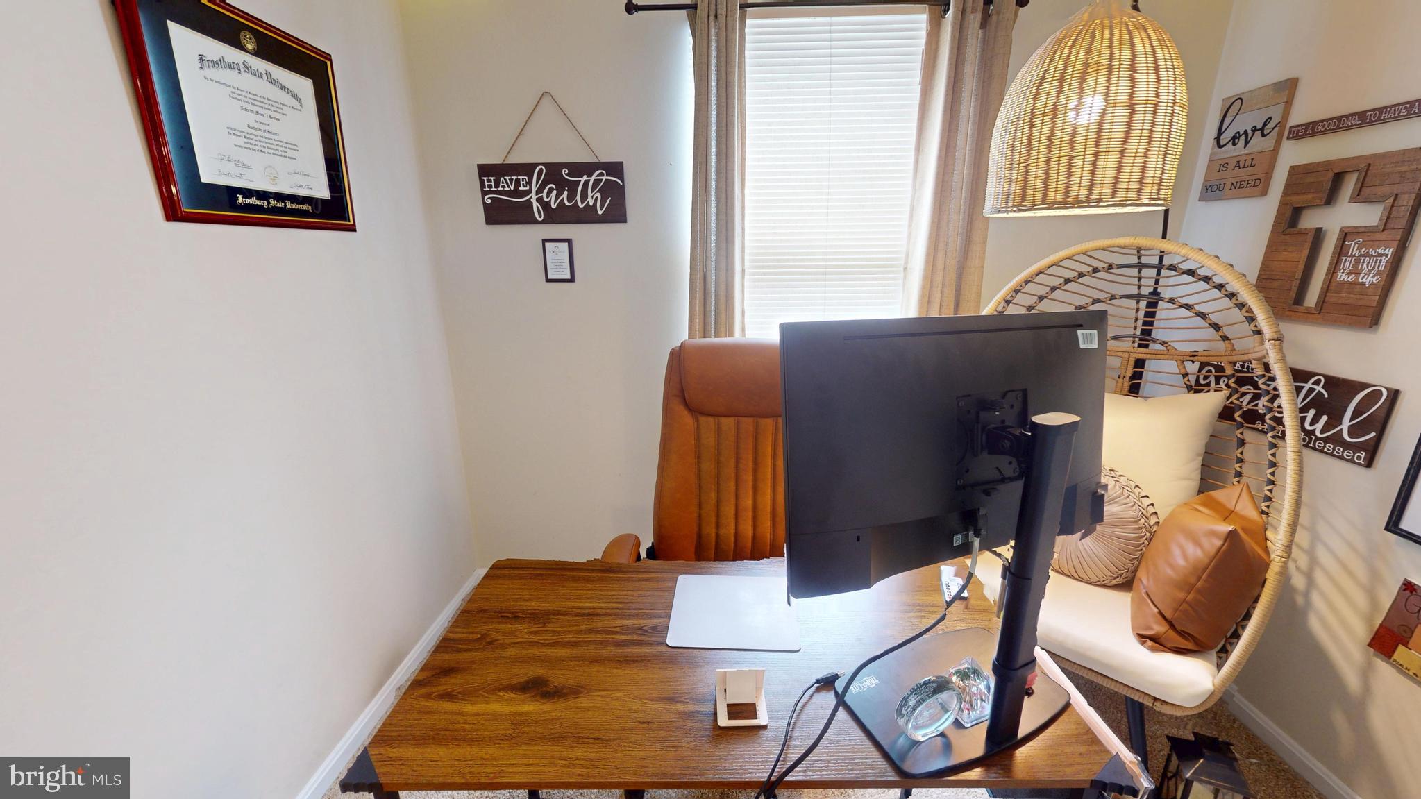 RIVERSIDE RUN - Residential