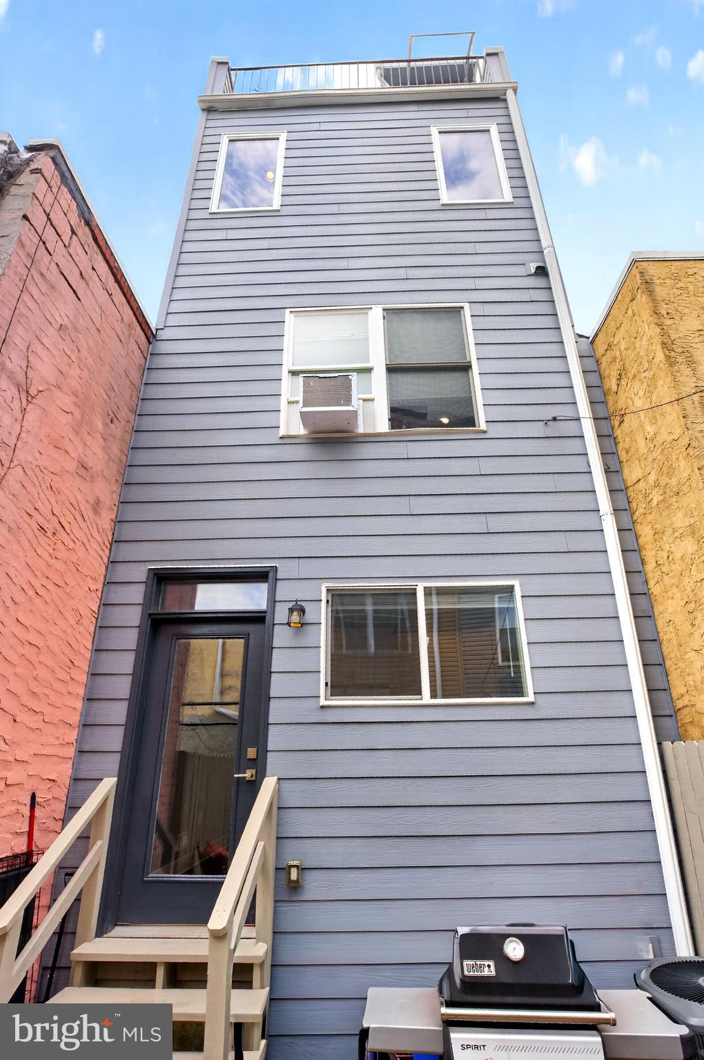 POINT BREEZE - Residential