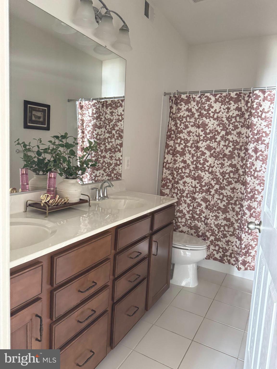 THE MEADOWS AT BARNES CR - Residential