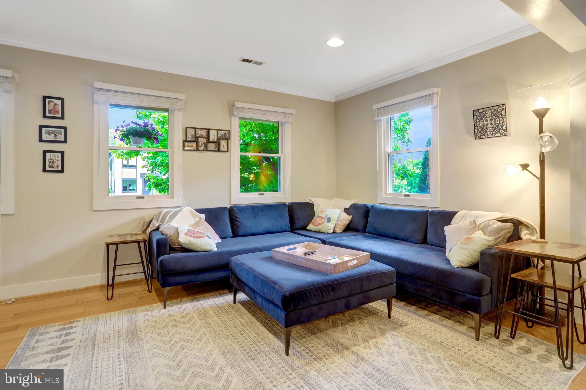 TARA - LEEWAY HEIGHTS - Residential
