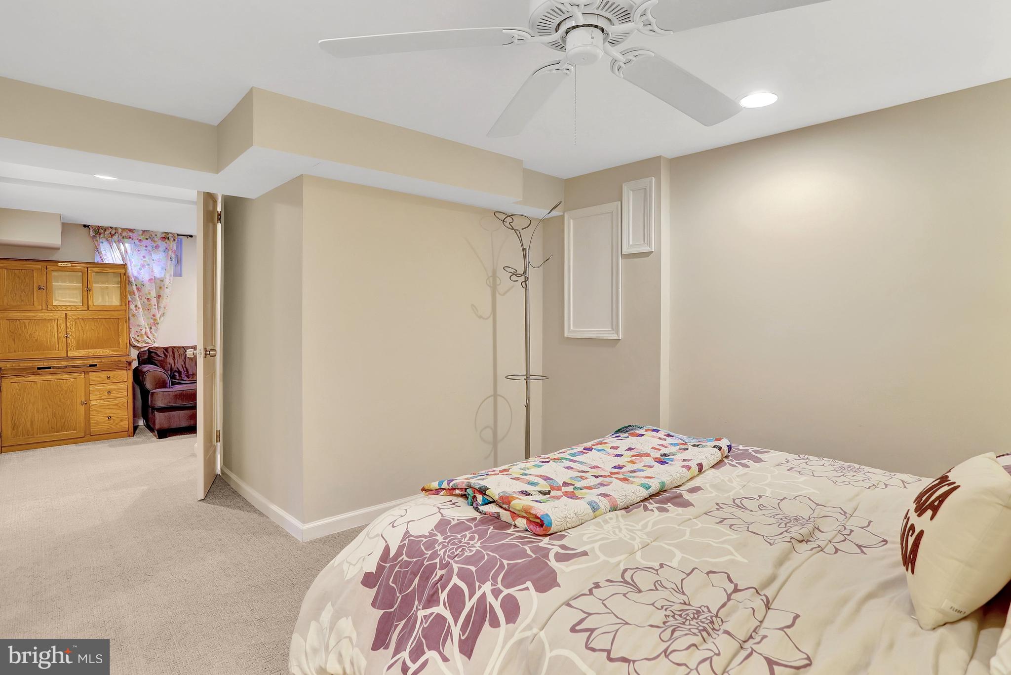 TARA - LEEWAY HEIGHTS - Residential