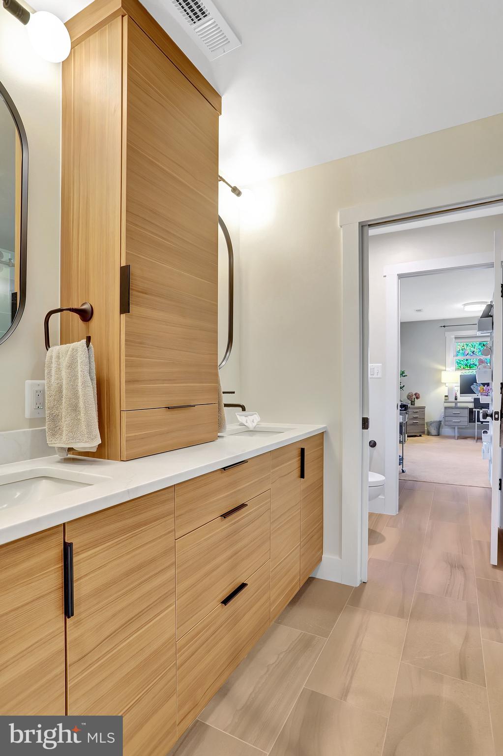 TARA - LEEWAY HEIGHTS - Residential