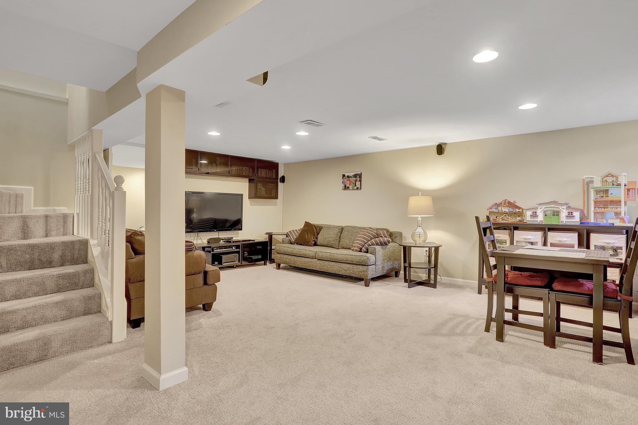 TARA - LEEWAY HEIGHTS - Residential