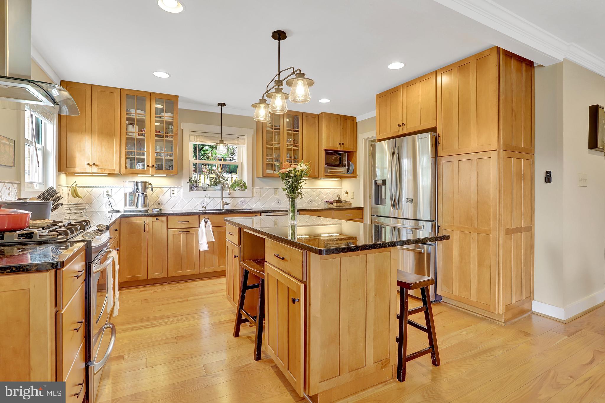 TARA - LEEWAY HEIGHTS - Residential