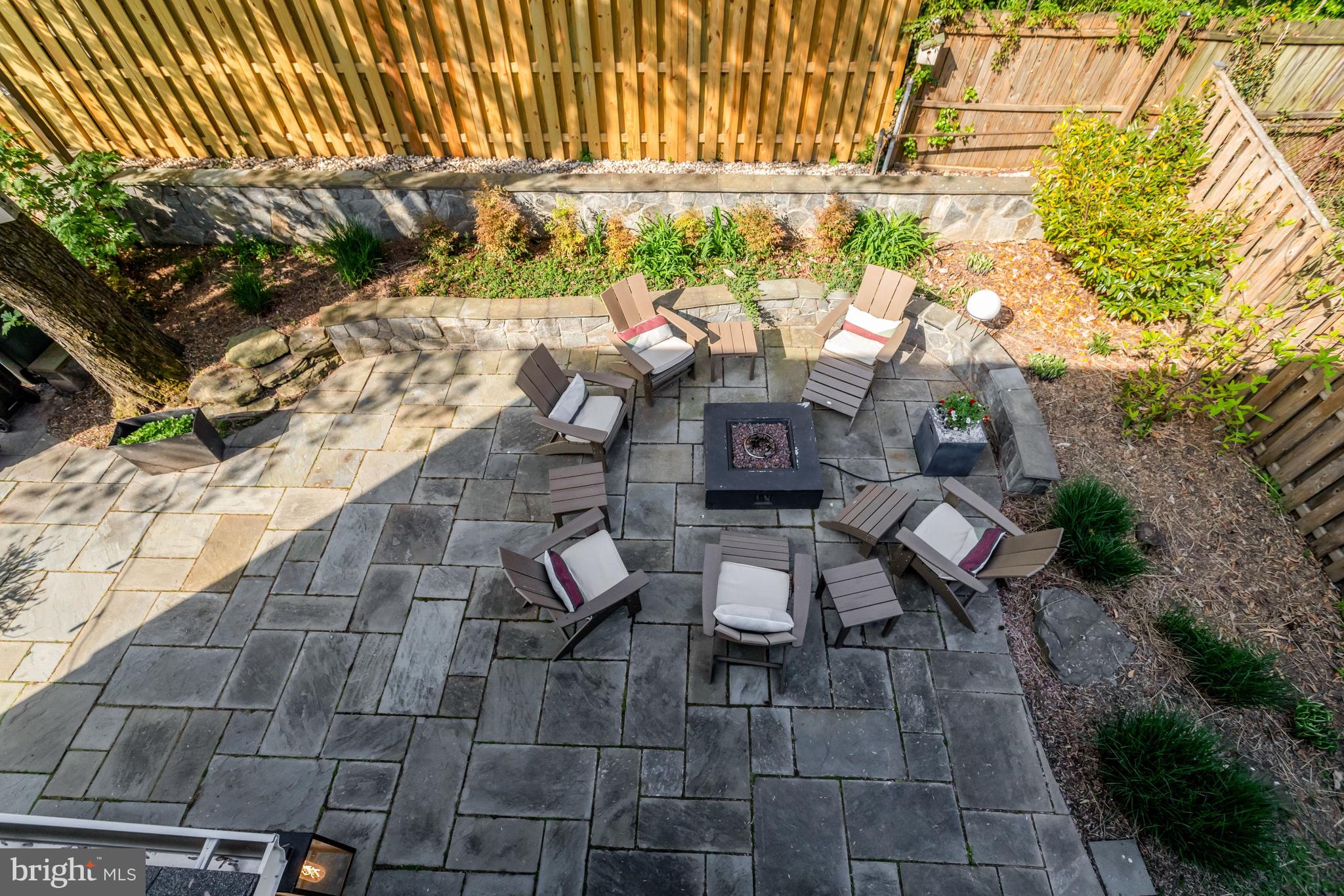 TARA - LEEWAY HEIGHTS - Residential