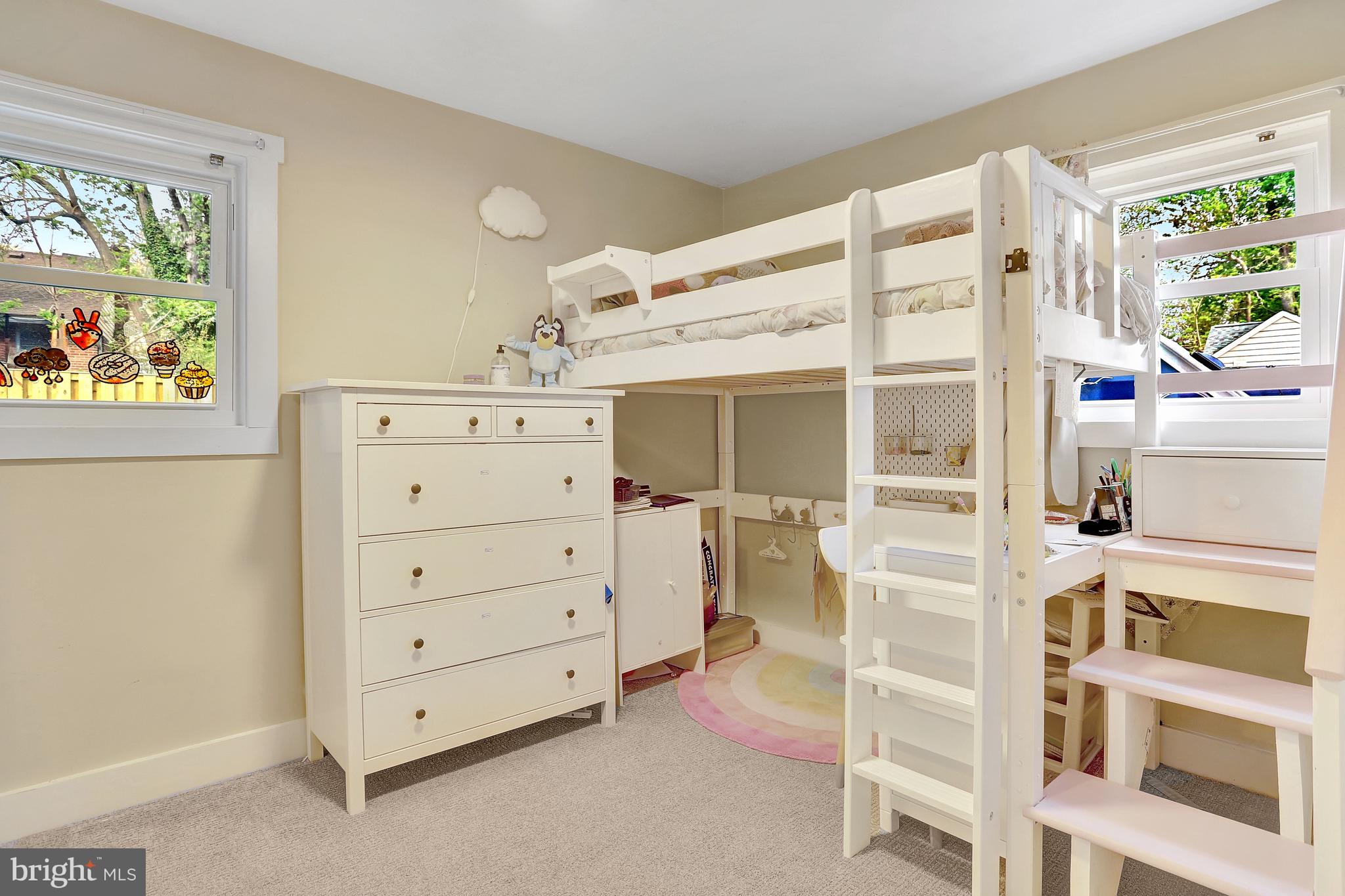 TARA - LEEWAY HEIGHTS - Residential