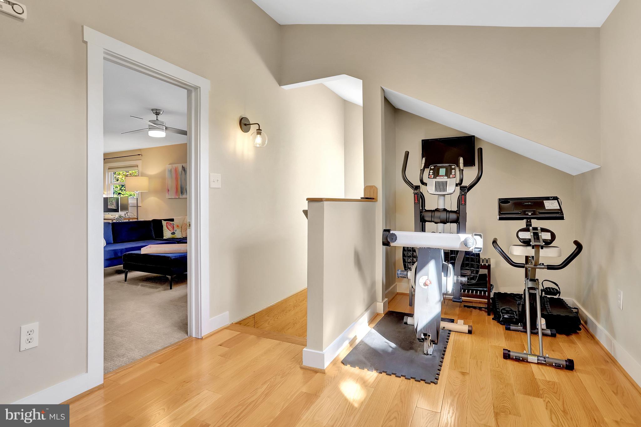 TARA - LEEWAY HEIGHTS - Residential