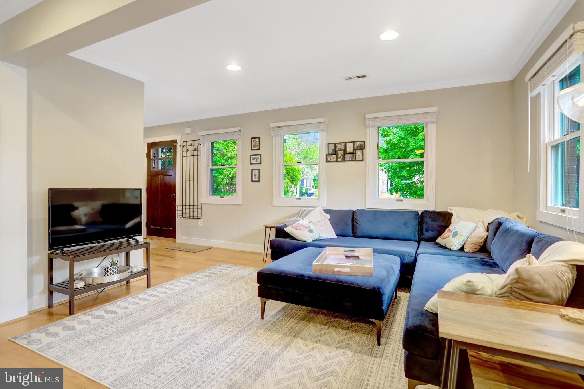 TARA - LEEWAY HEIGHTS - Residential