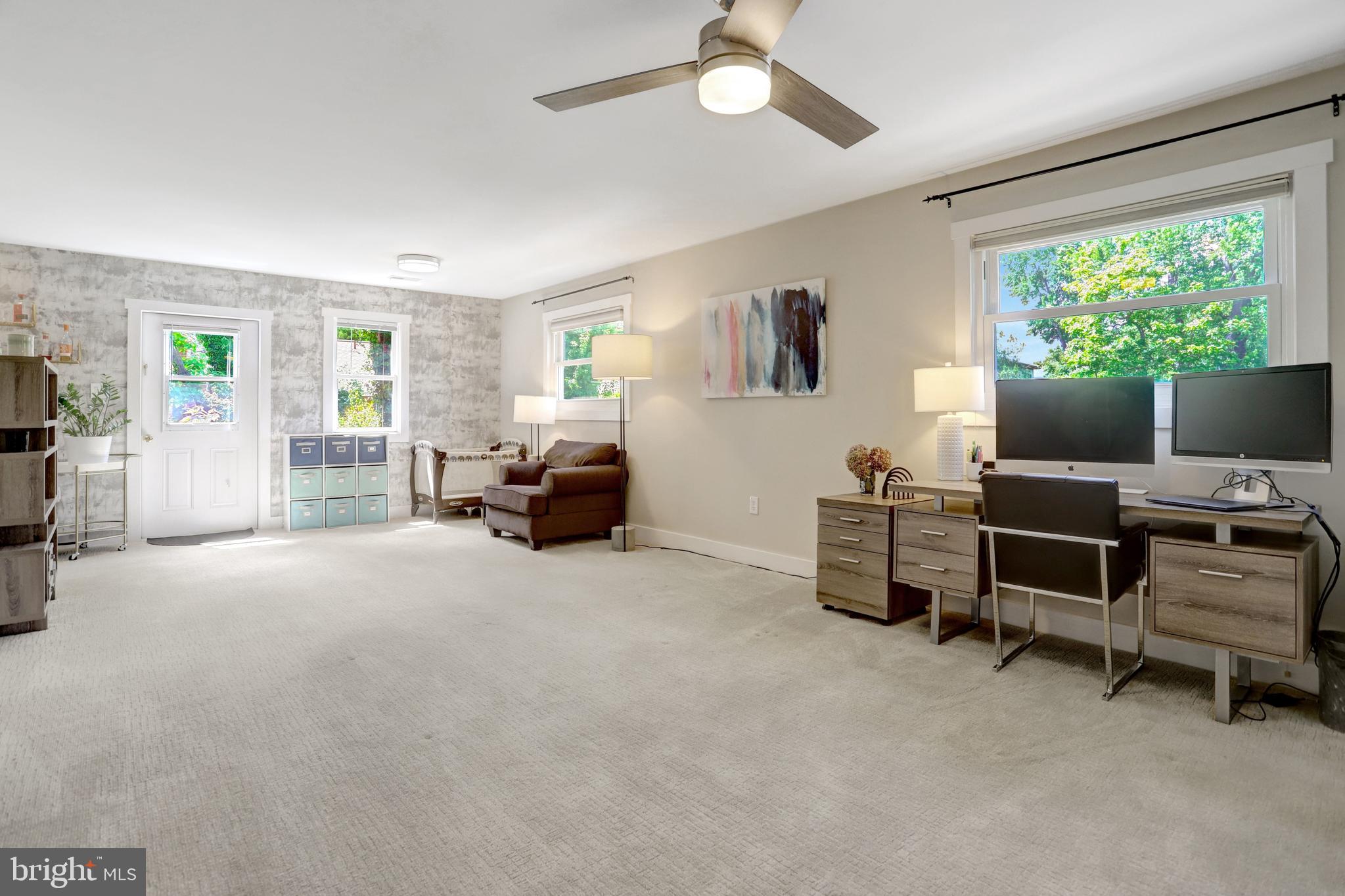 TARA - LEEWAY HEIGHTS - Residential