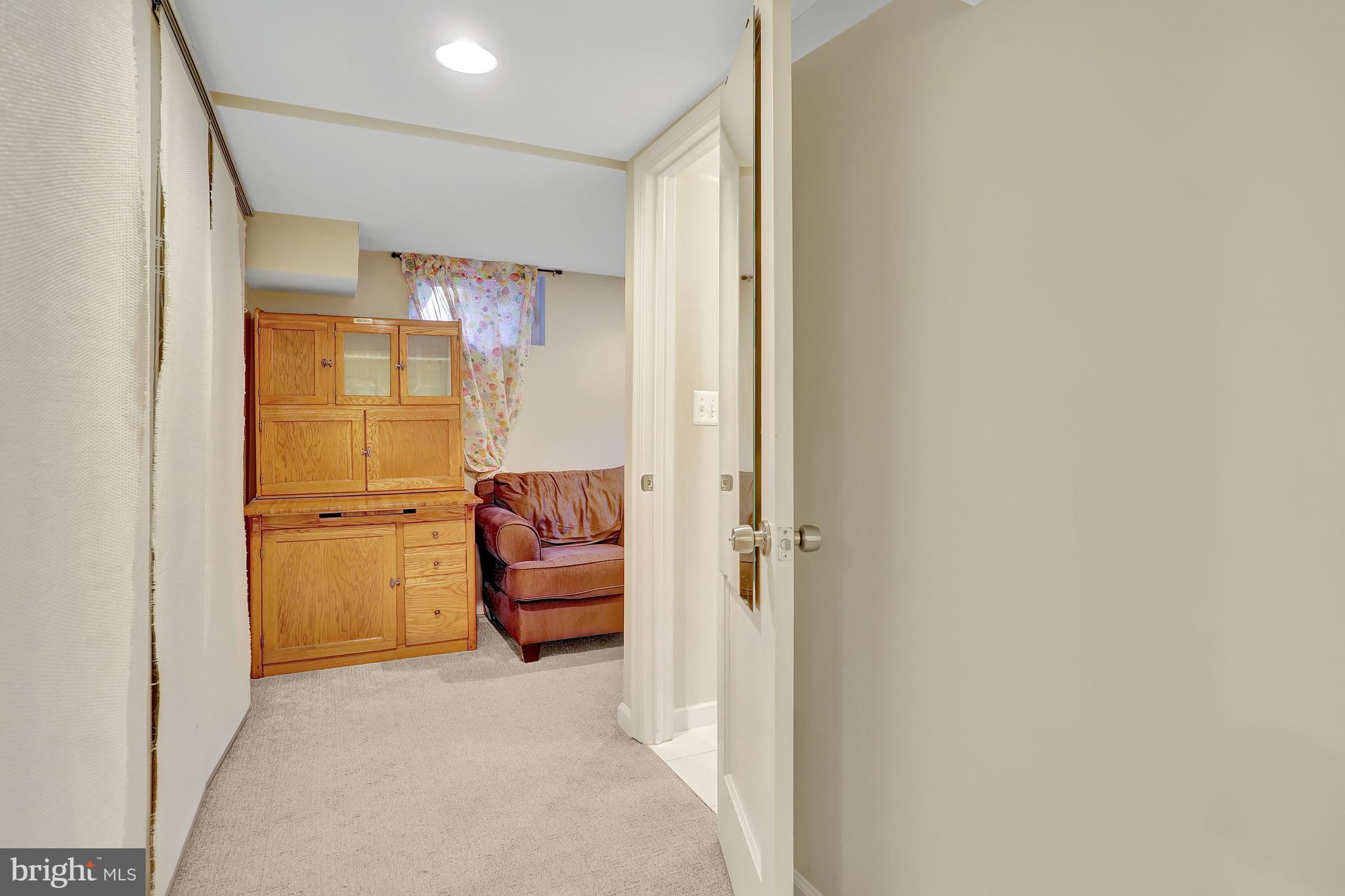 TARA - LEEWAY HEIGHTS - Residential