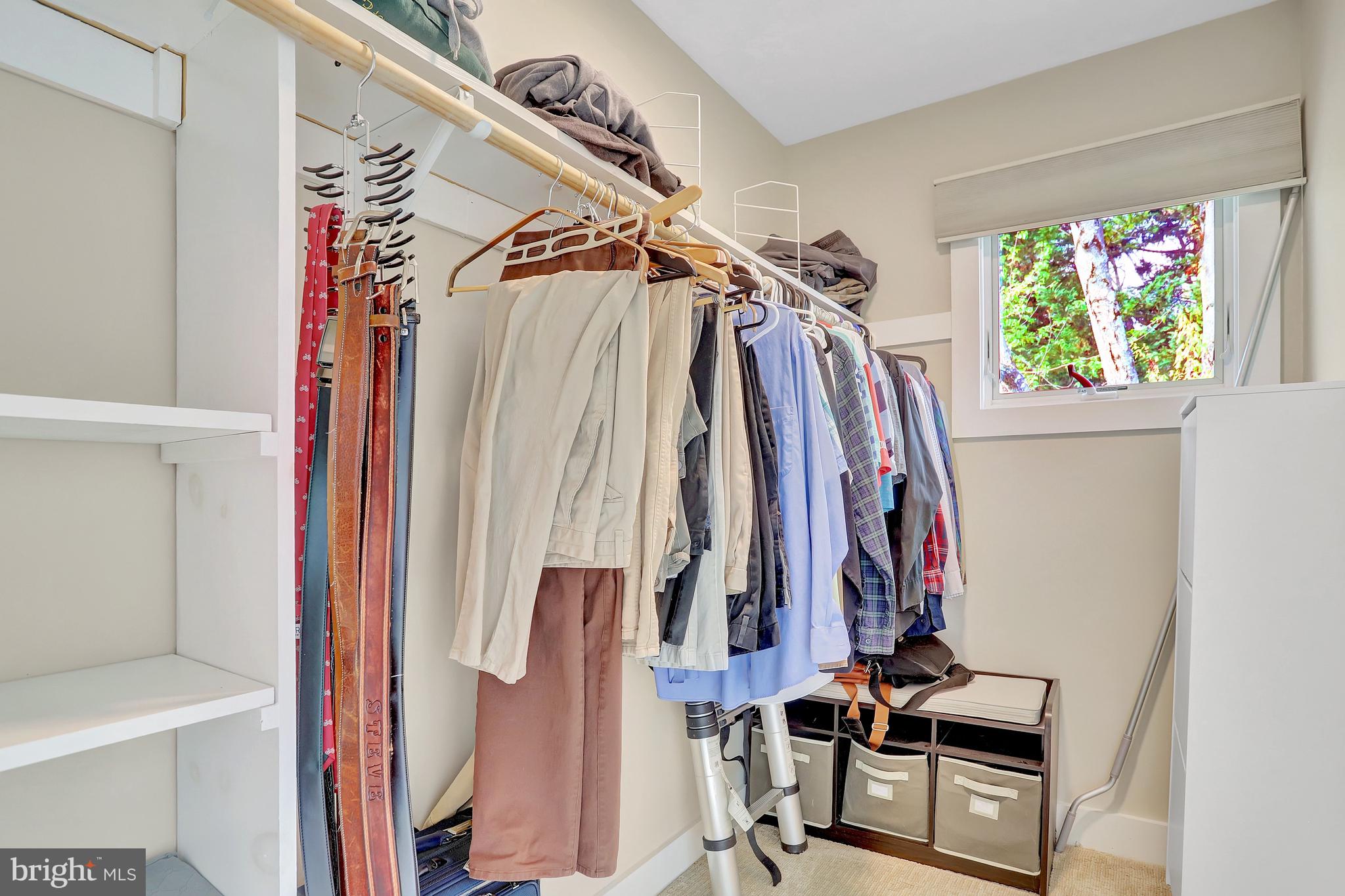 TARA - LEEWAY HEIGHTS - Residential