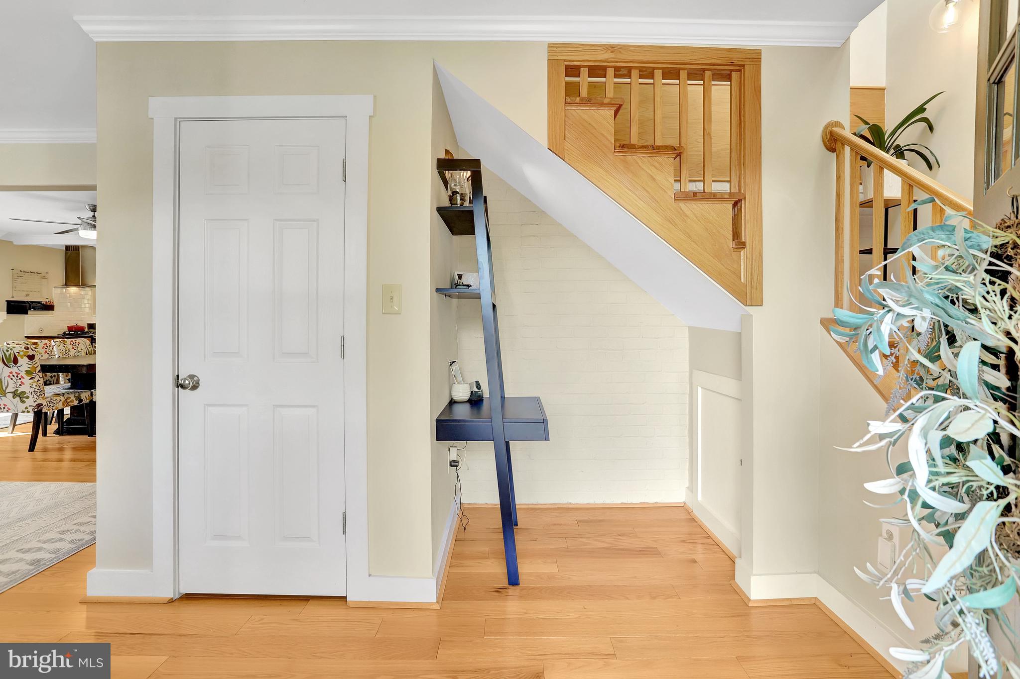 TARA - LEEWAY HEIGHTS - Residential