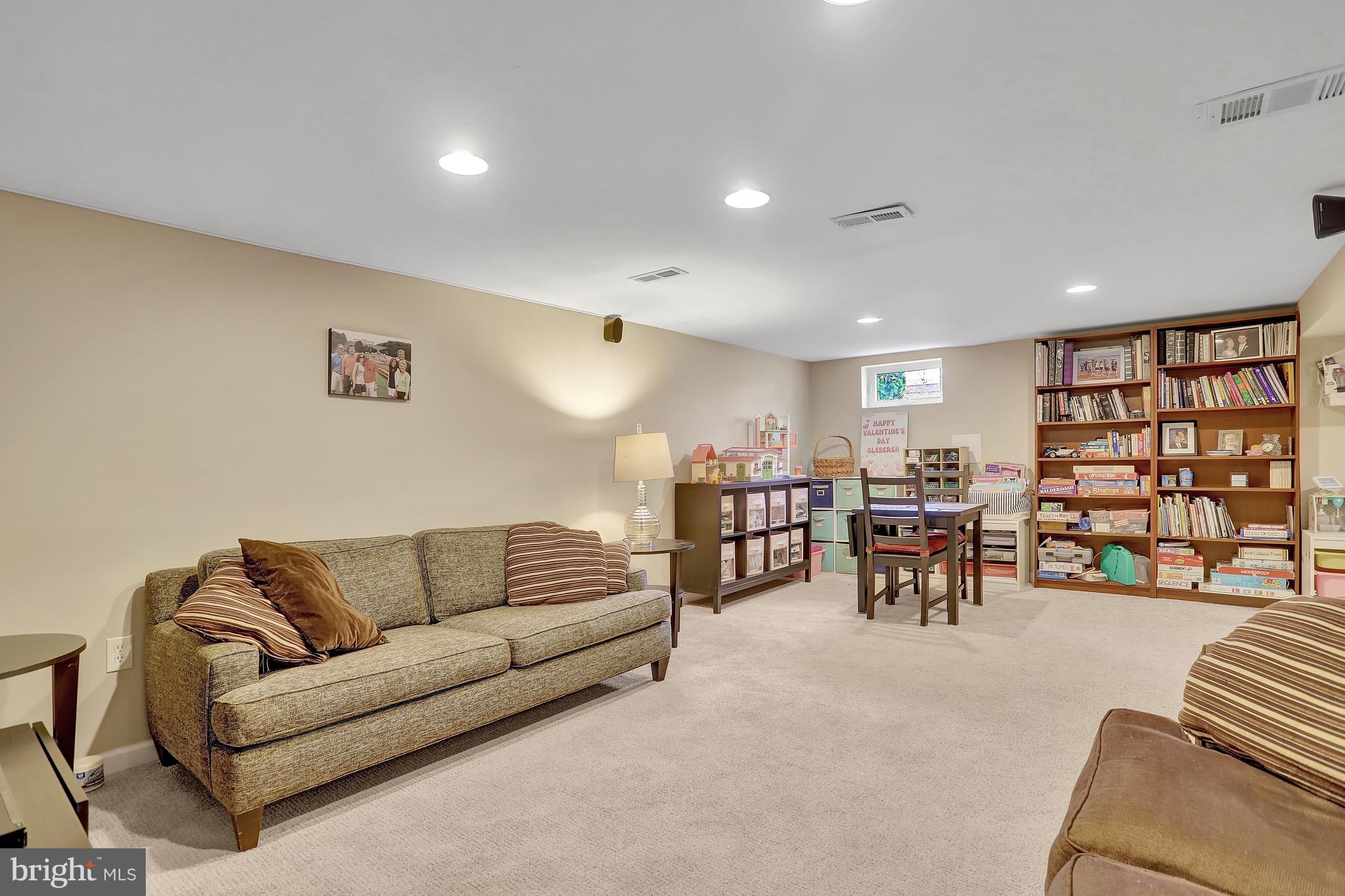 TARA - LEEWAY HEIGHTS - Residential