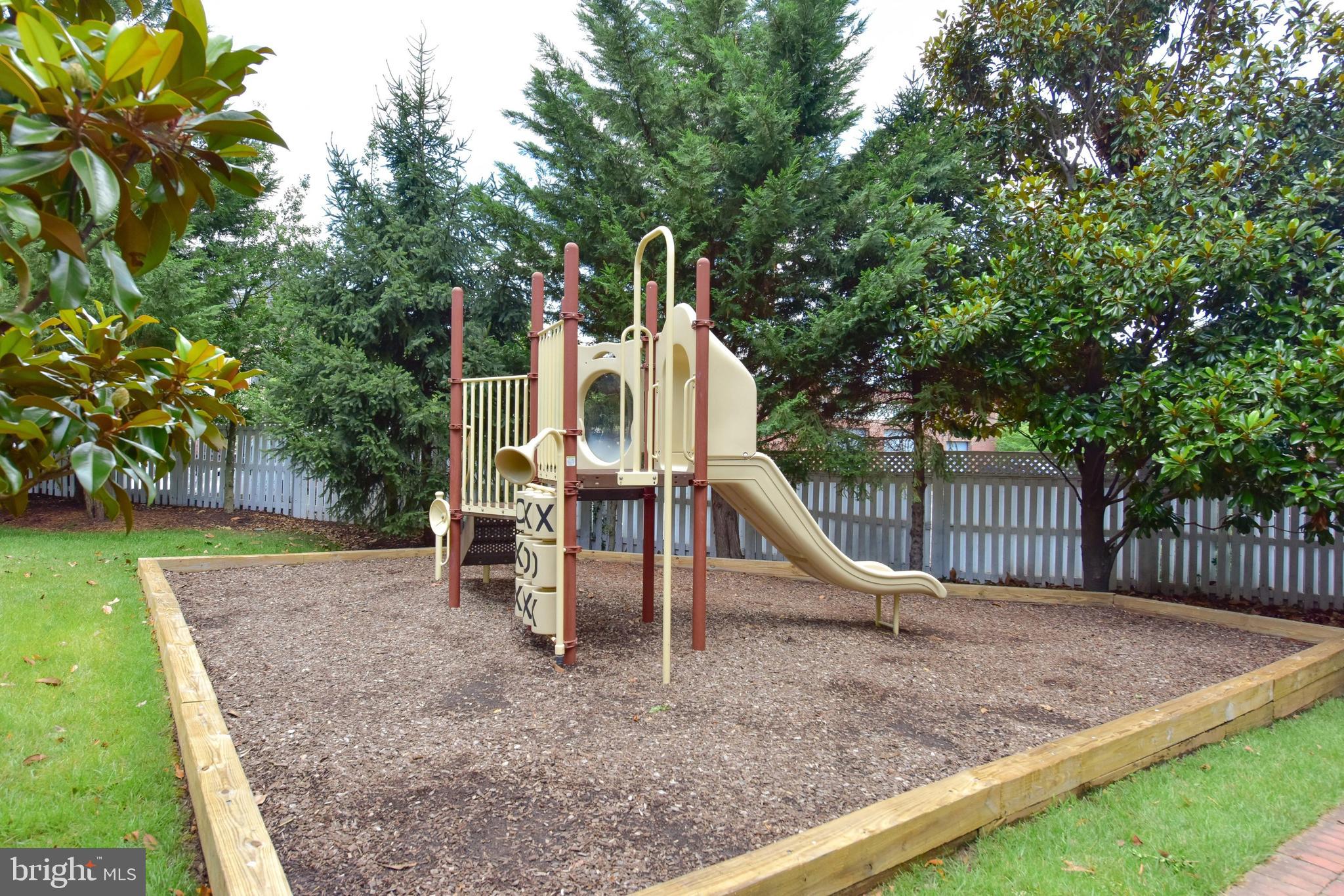 OLD TOWN VILLAGE - Residential Lease