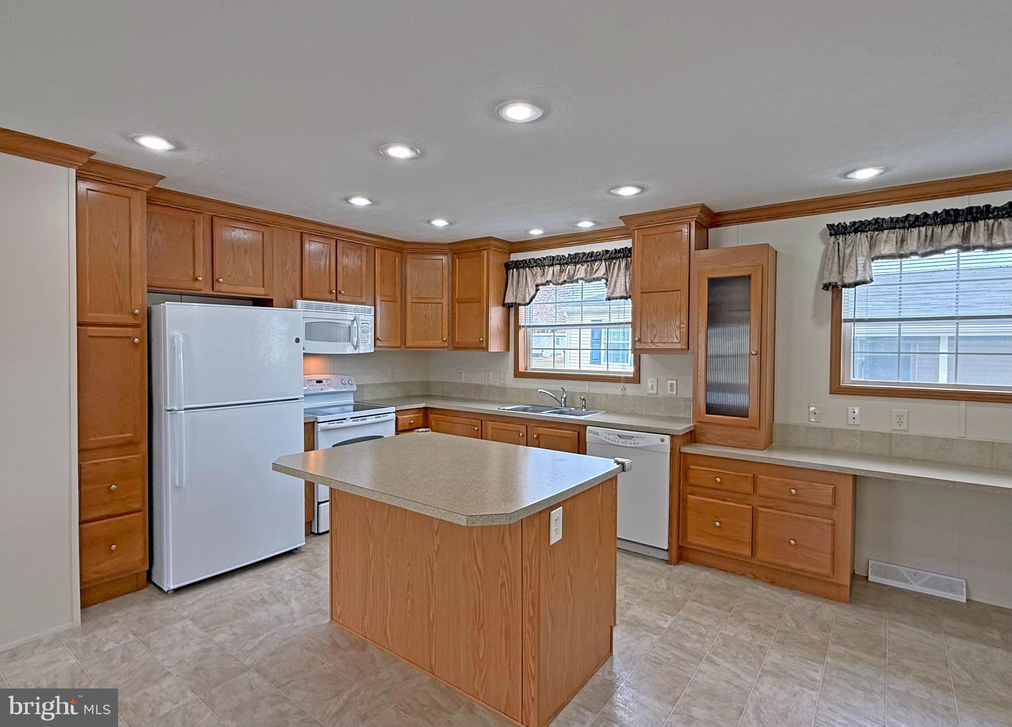 SILVERVIEW FARM MHP - Residential