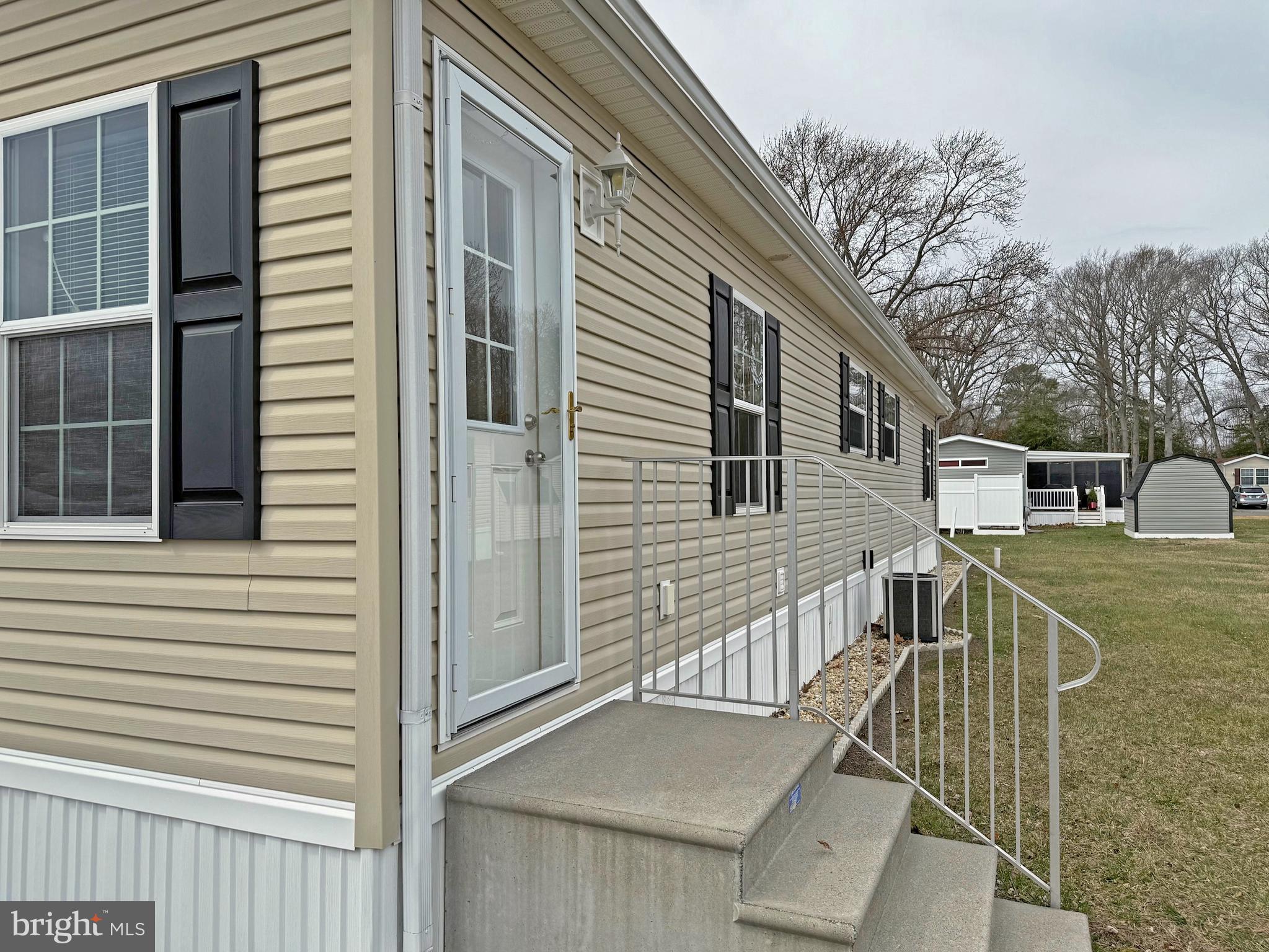 SILVERVIEW FARM MHP - Residential