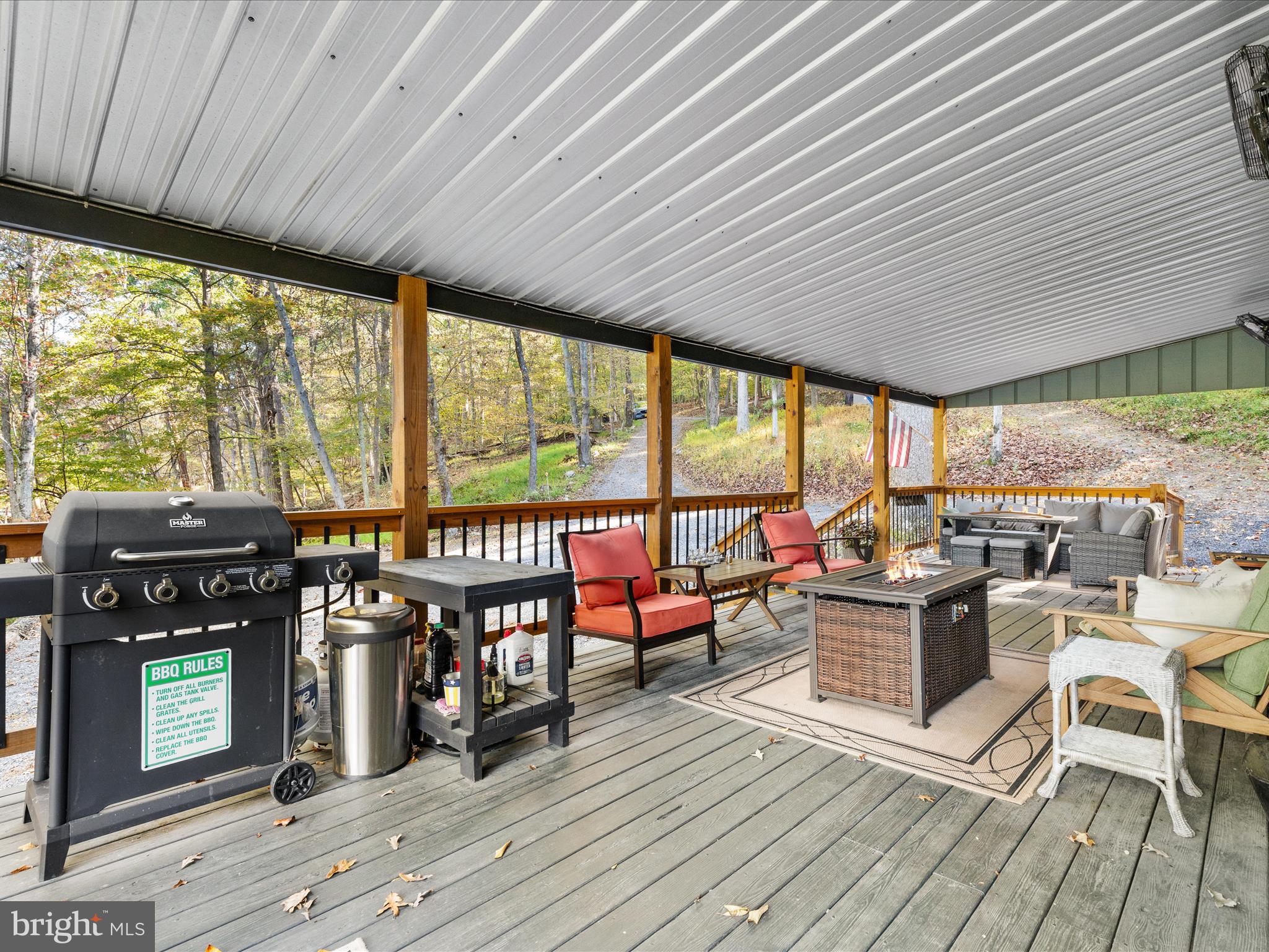 TROUT POND - Residential