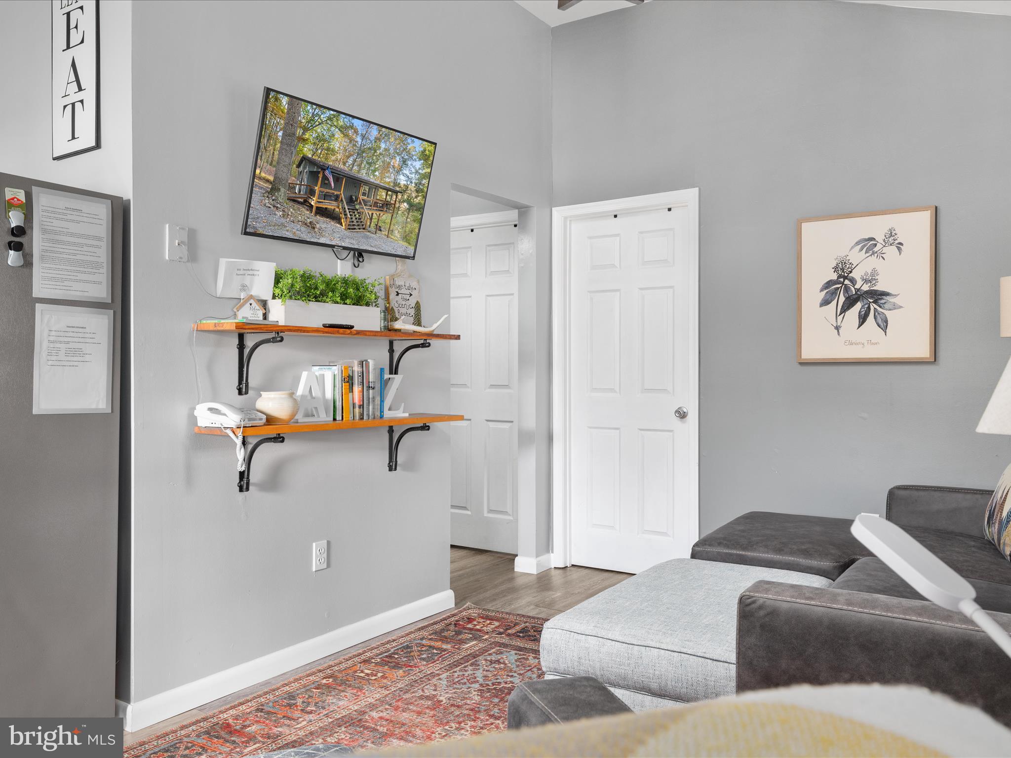 TROUT POND - Residential