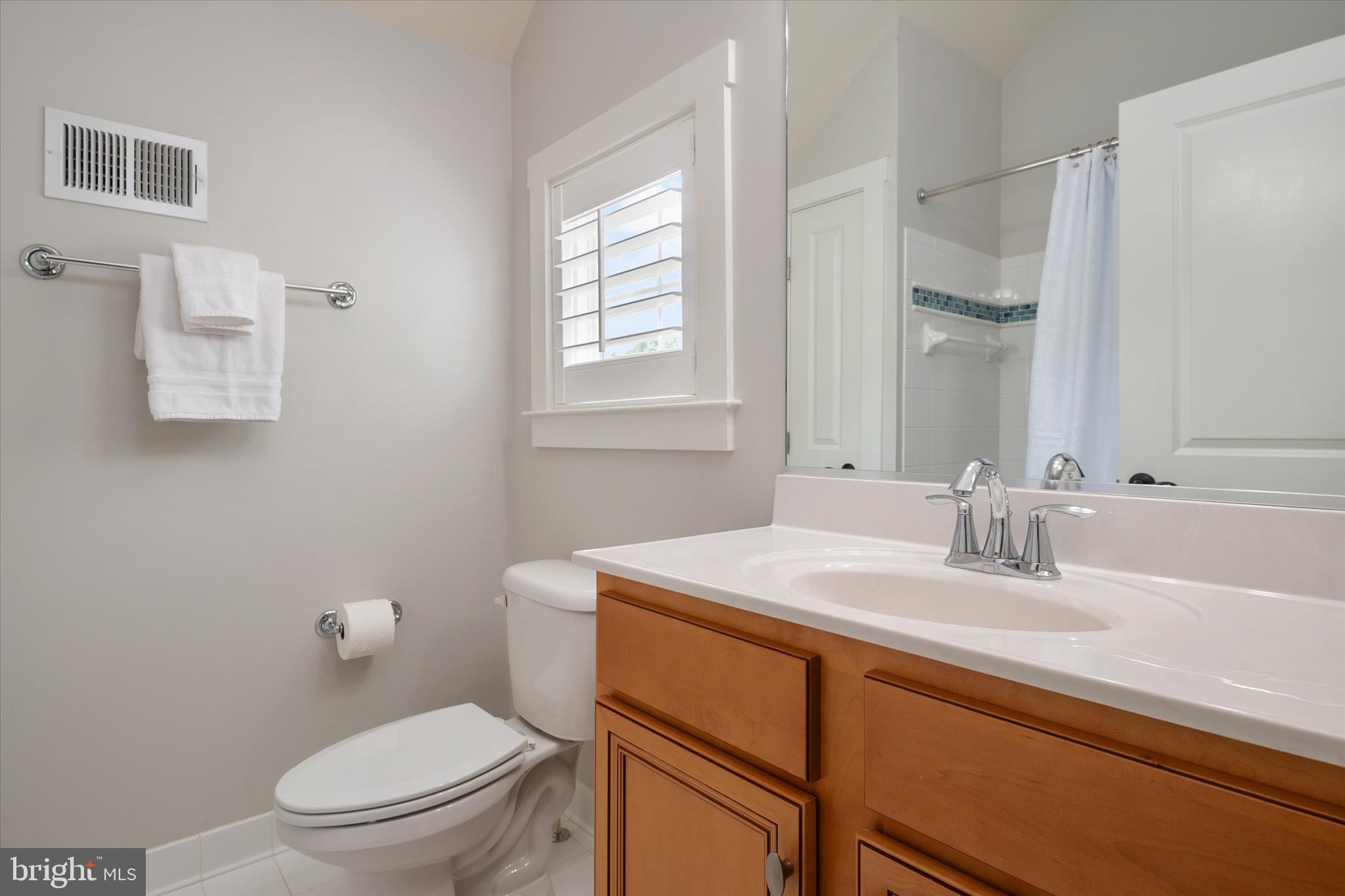 EASTPORT - Residential