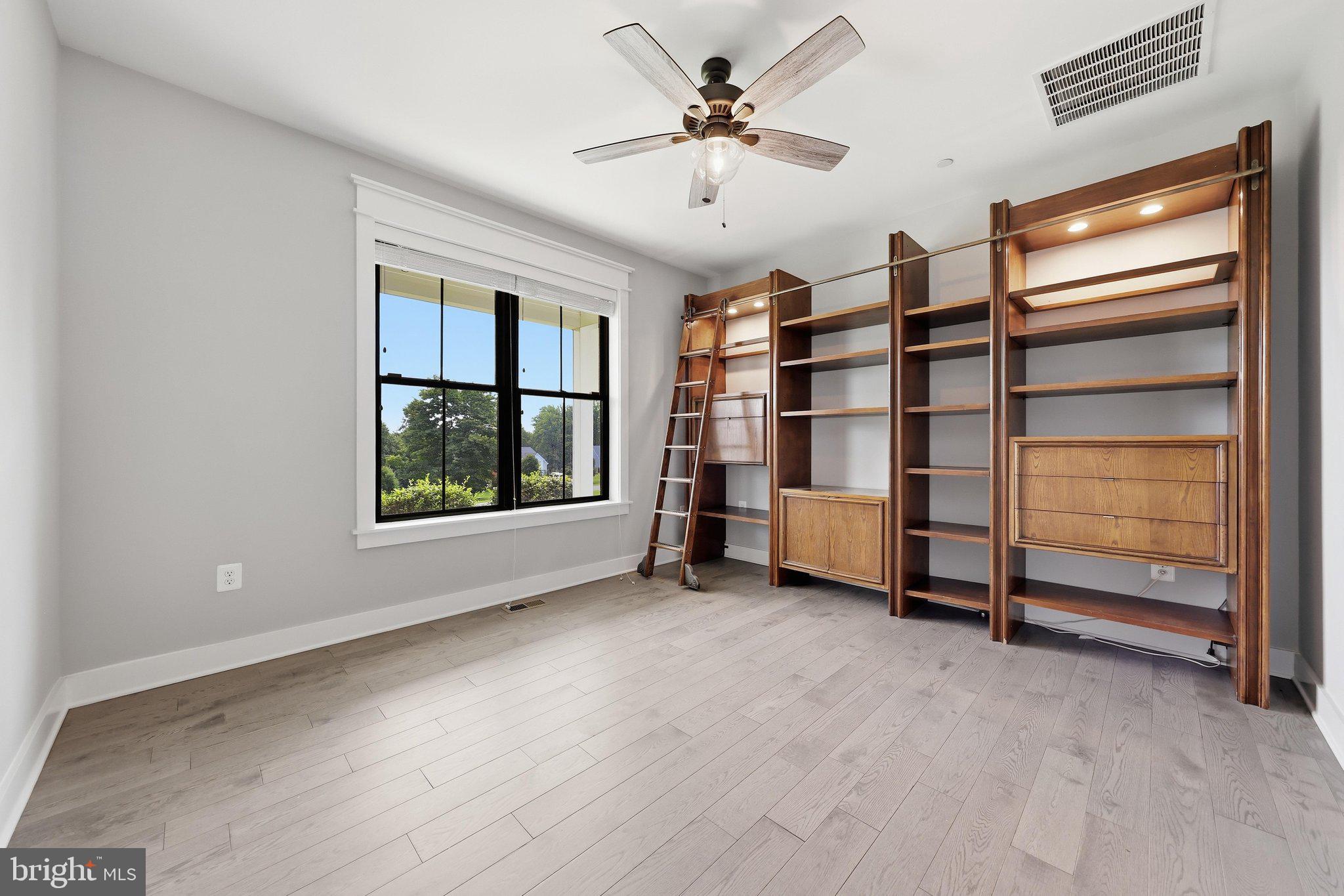 8108 MOJAVE COURT