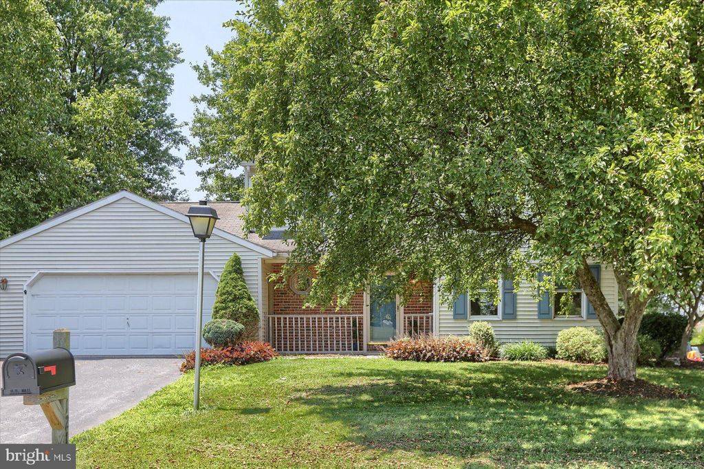 Photo of 1213 CHESTNUT ST, NARVON, PA 17555 (MLS # PALA2037968)