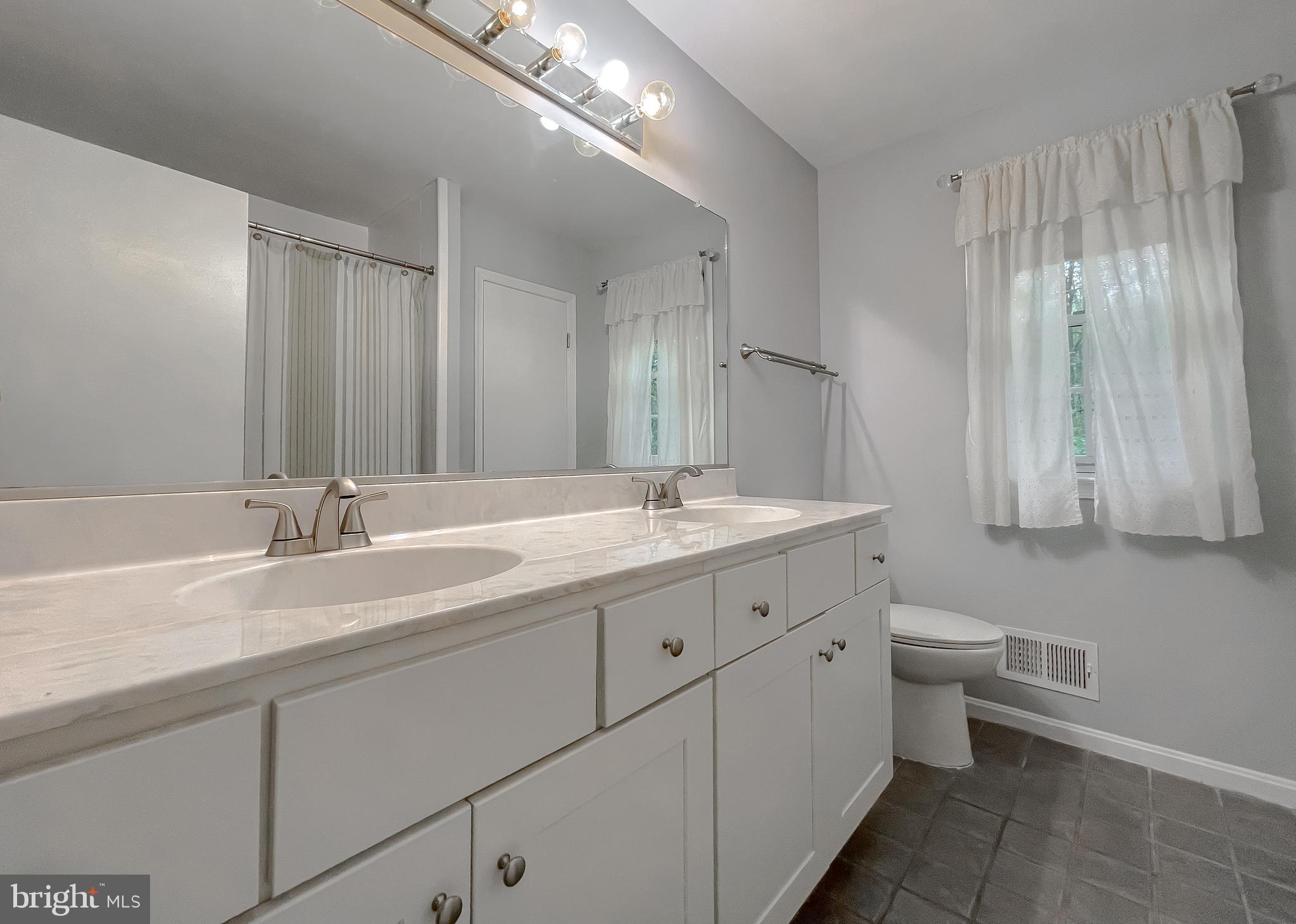 CLARKS RUN - Residential