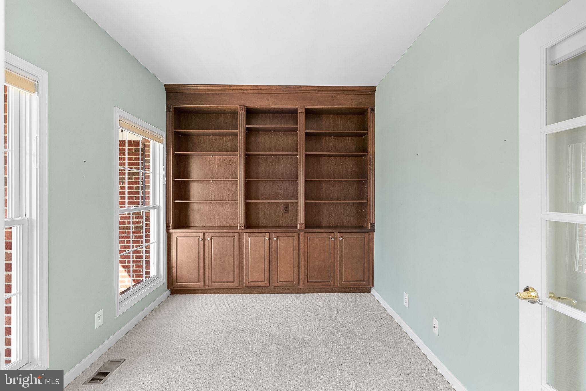 HIRST FARM - Residential