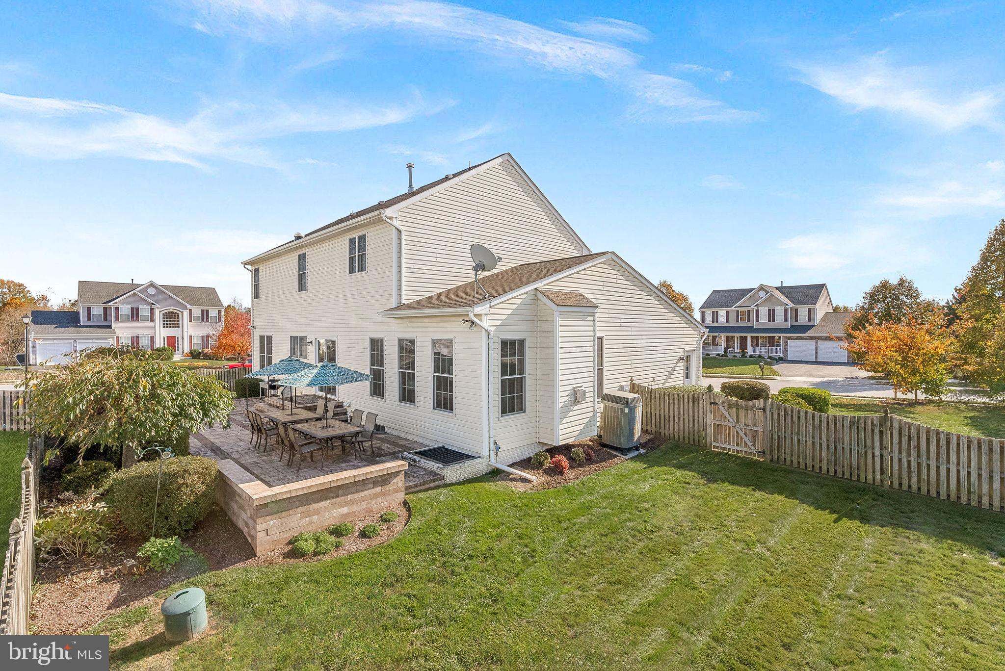 HIRST FARM - Residential
