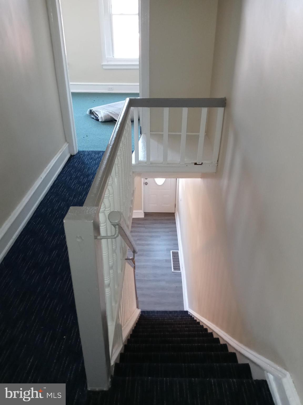 PORT RICHMOND - Residential Lease