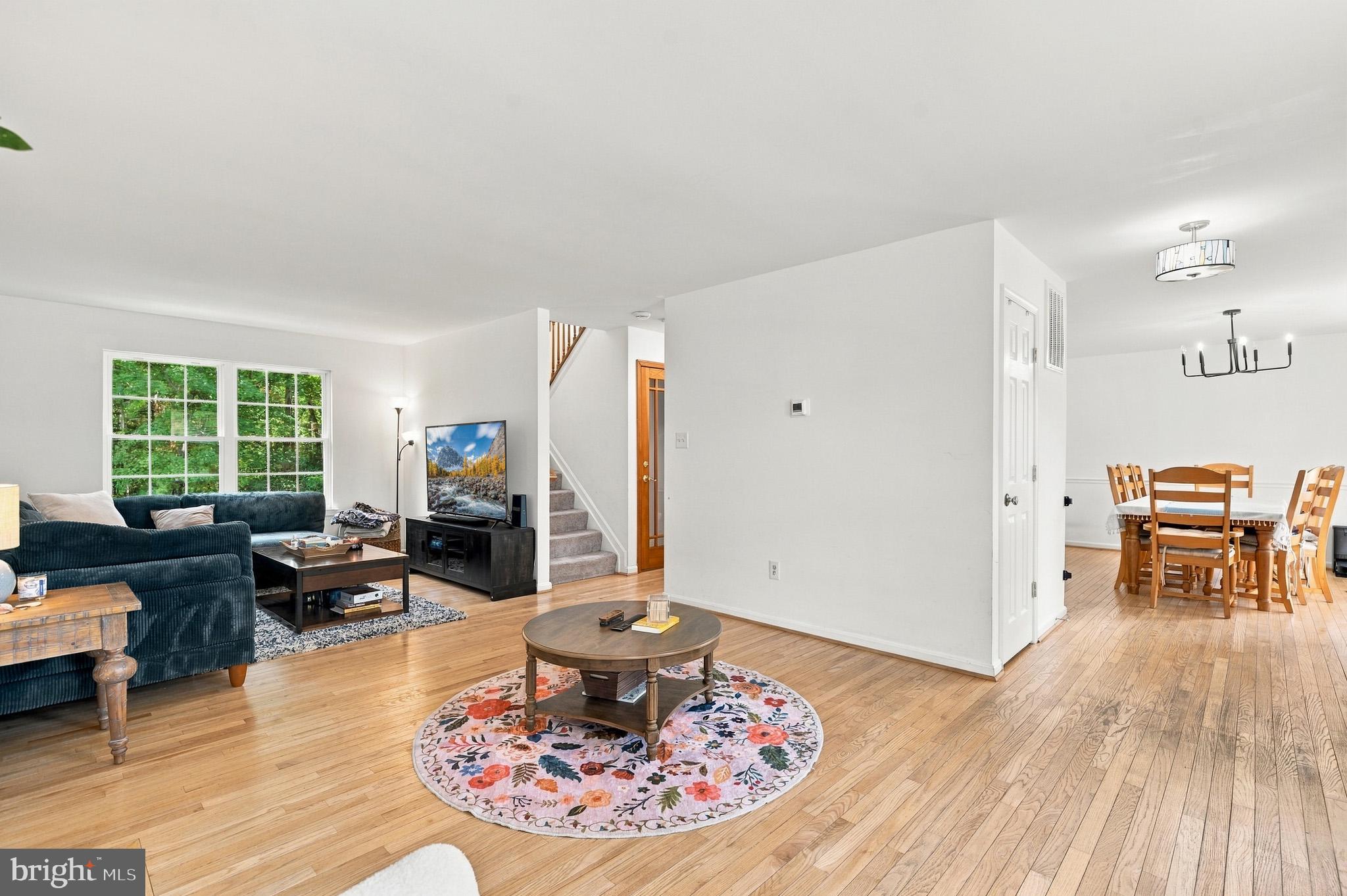 22208 ORIOLE DRIVE