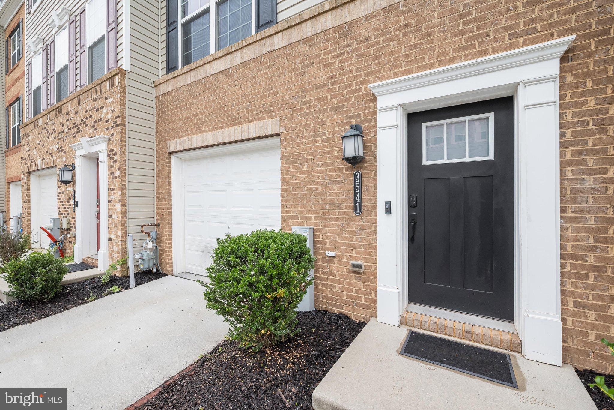 3541 TRIBECA TRL
