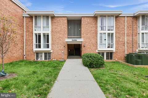 Photo of 2606 Indian Drive #1-C, ALEXANDRIA, VA 22303 (MLS # VAFX2346648)