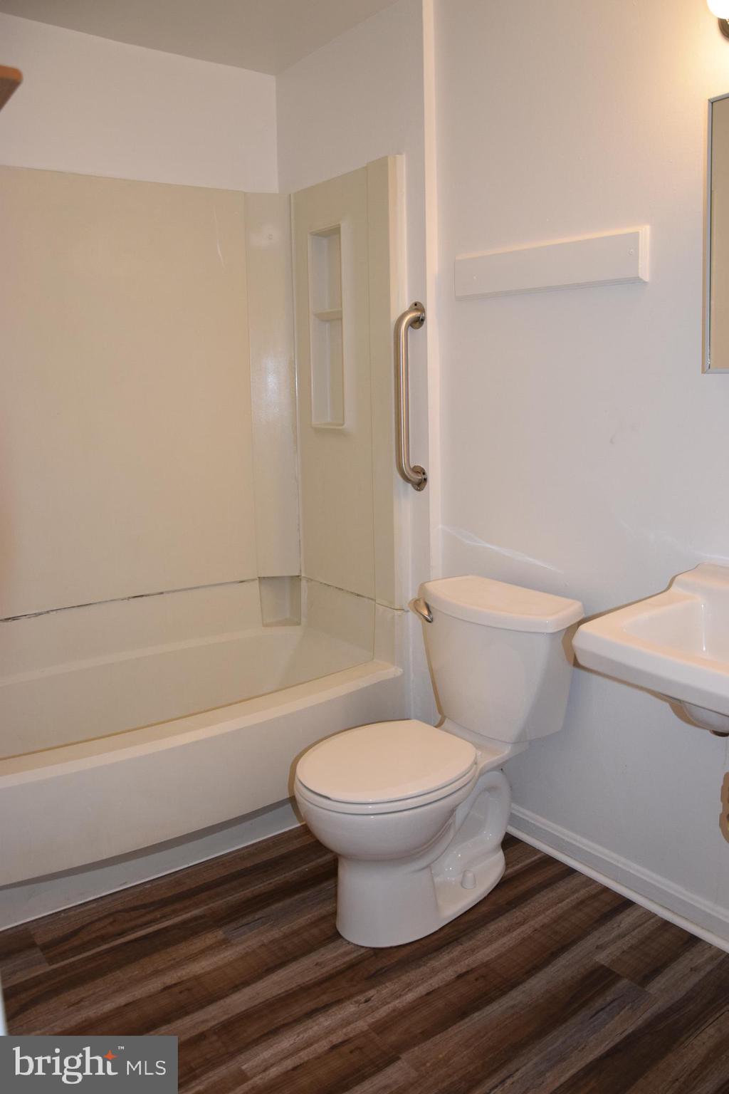 DOWNTOWN FREDERICK - Residential Lease