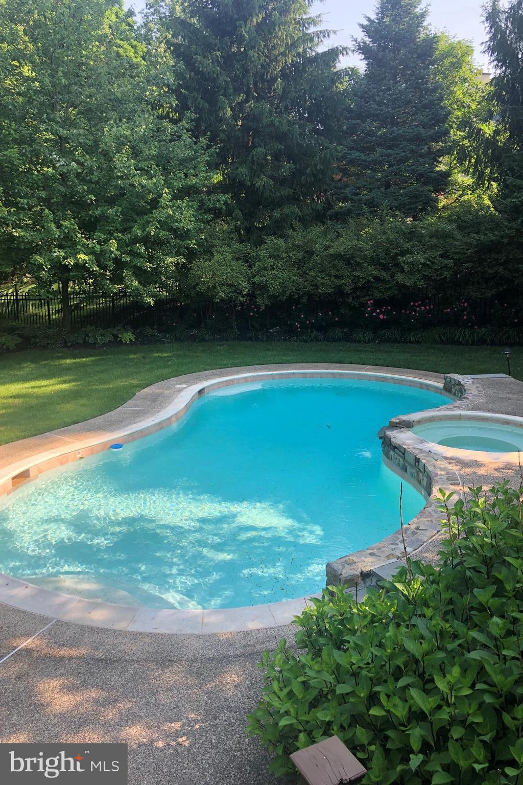 HARRITON FARM - Residential