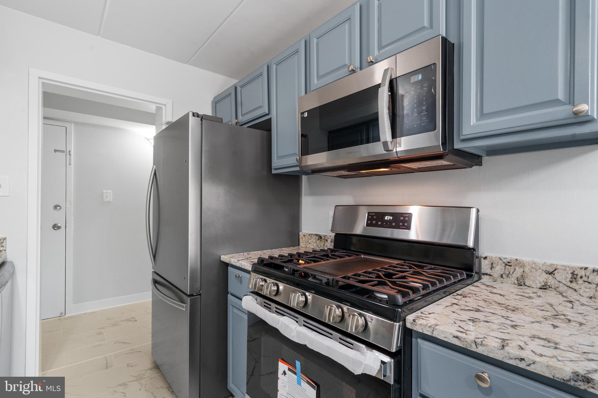 GLENVALE CONDO - Residential