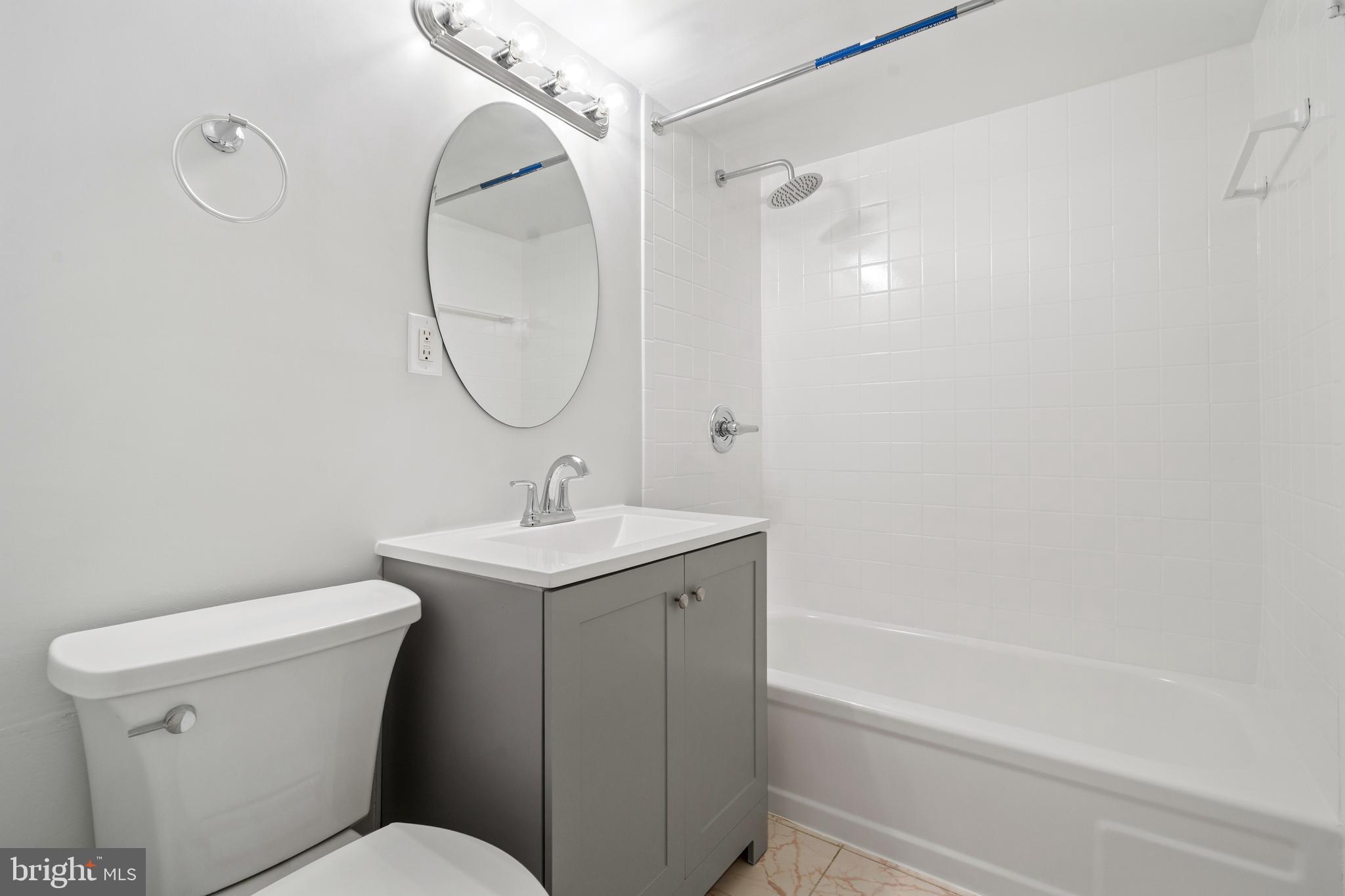 GLENVALE CONDO - Residential