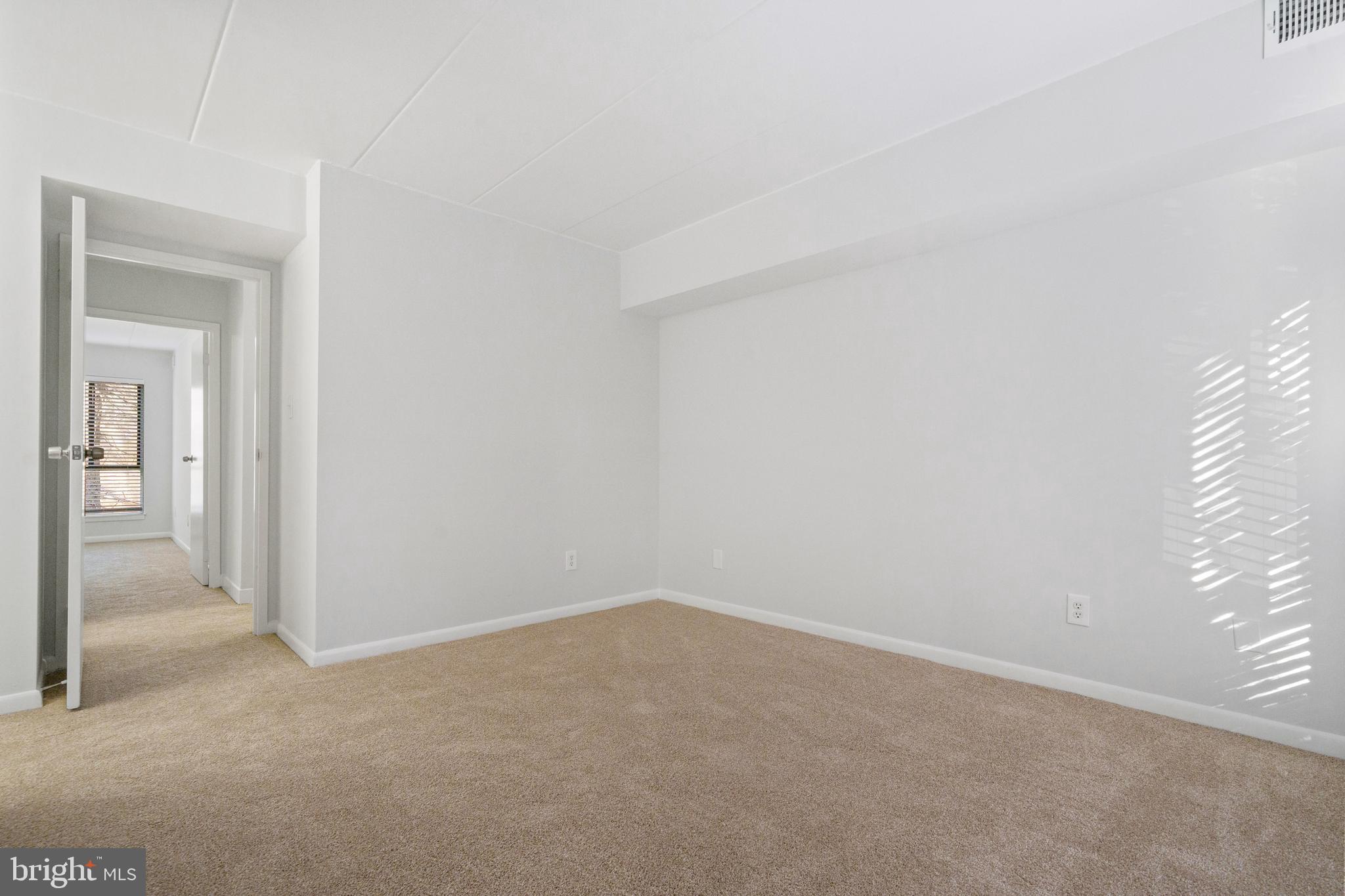 GLENVALE CONDO - Residential