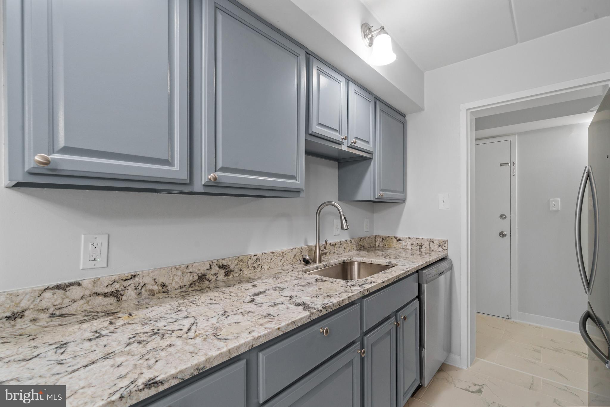 GLENVALE CONDO - Residential