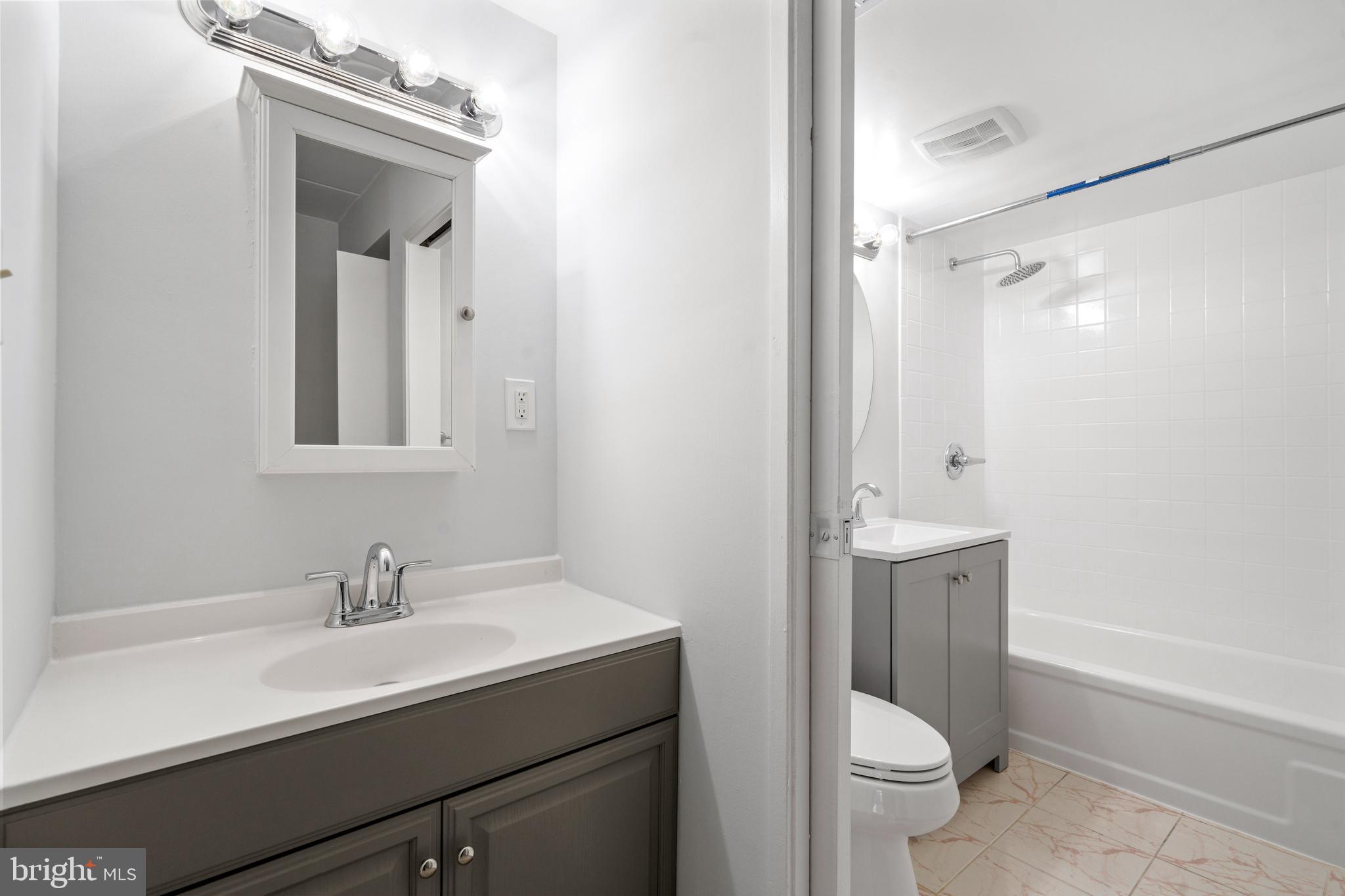 GLENVALE CONDO - Residential