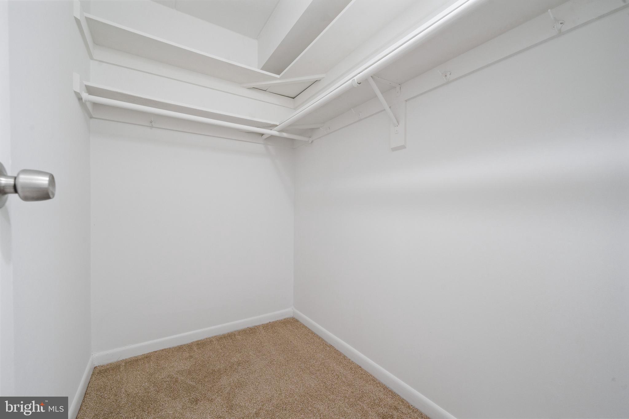 GLENVALE CONDO - Residential