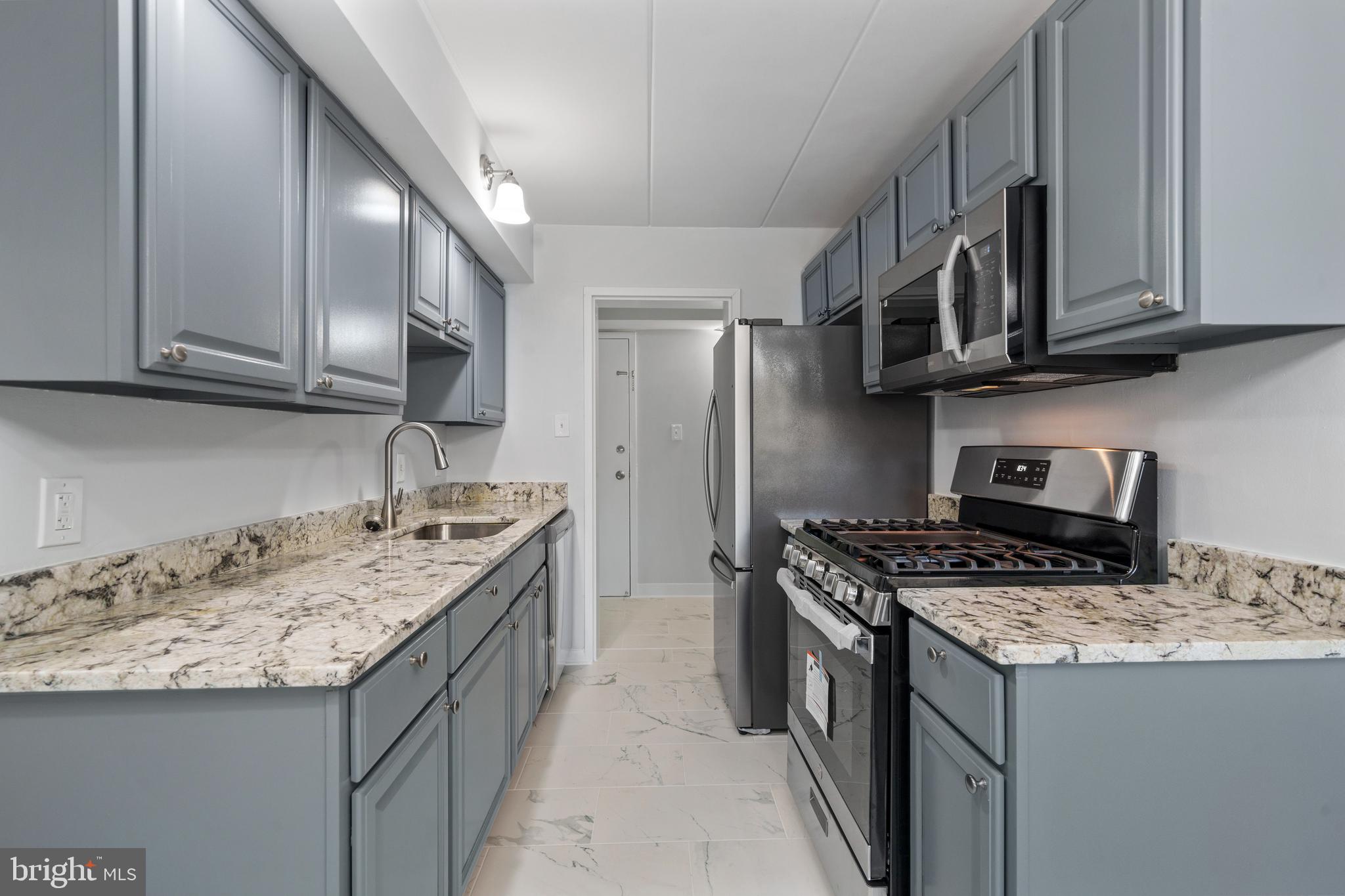 GLENVALE CONDO - Residential