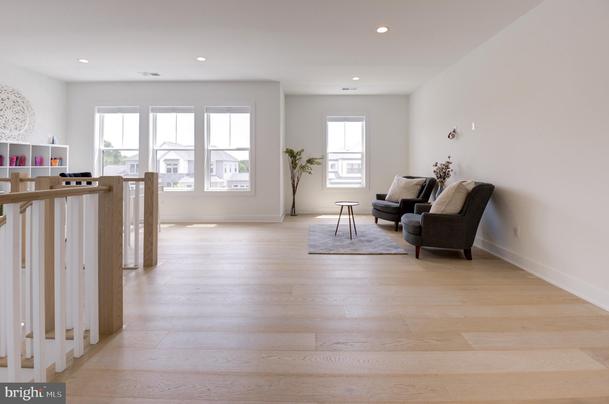 LENAH MILL - Residential